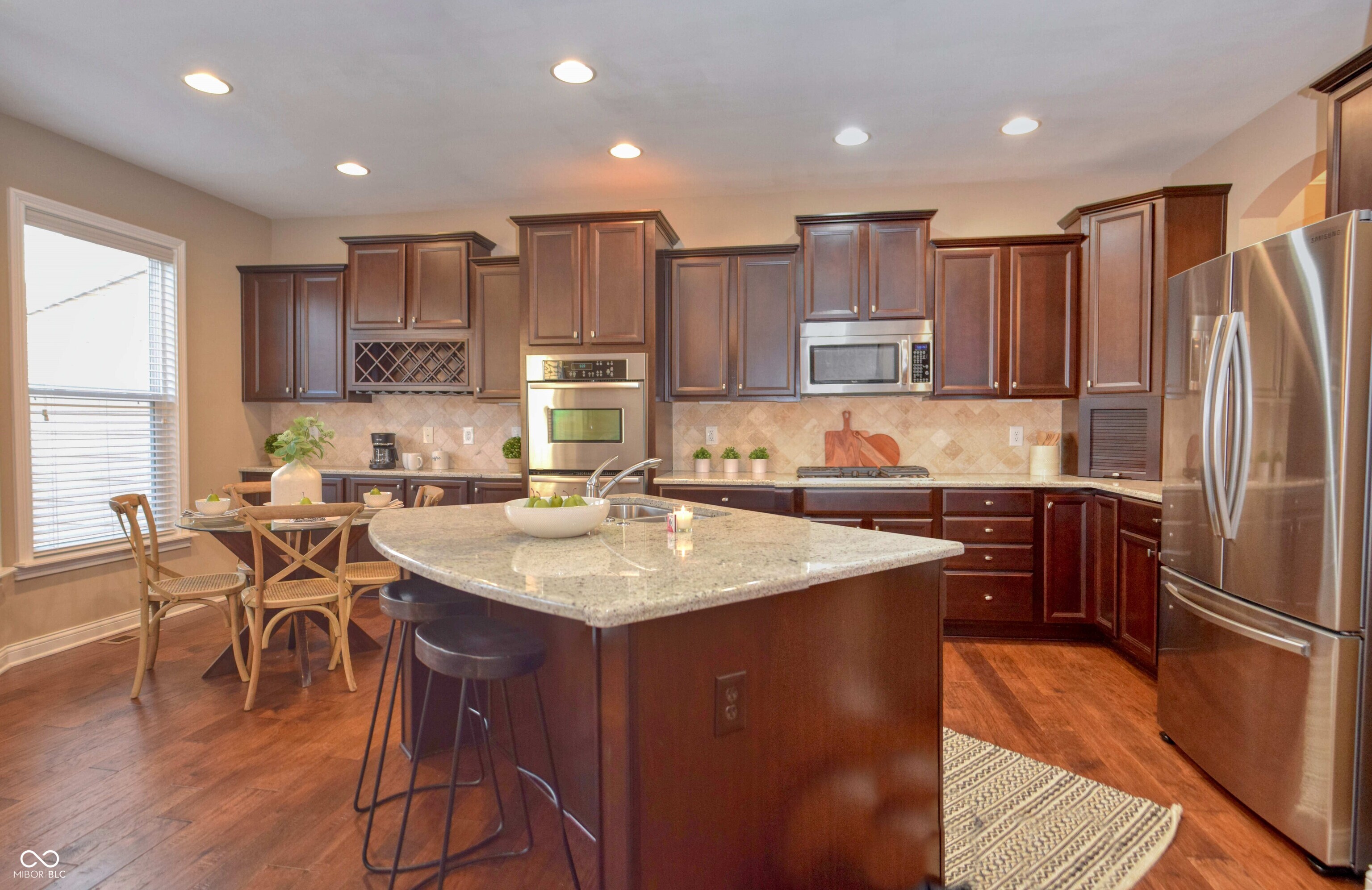 621 Greenford Trail W