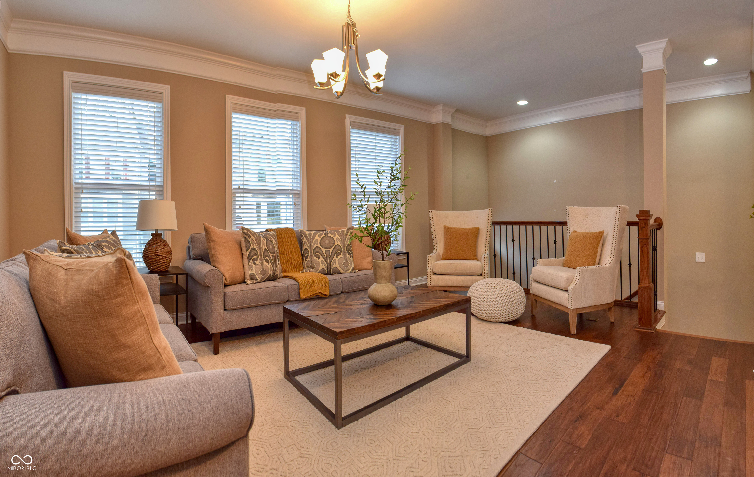 621 Greenford Trail W