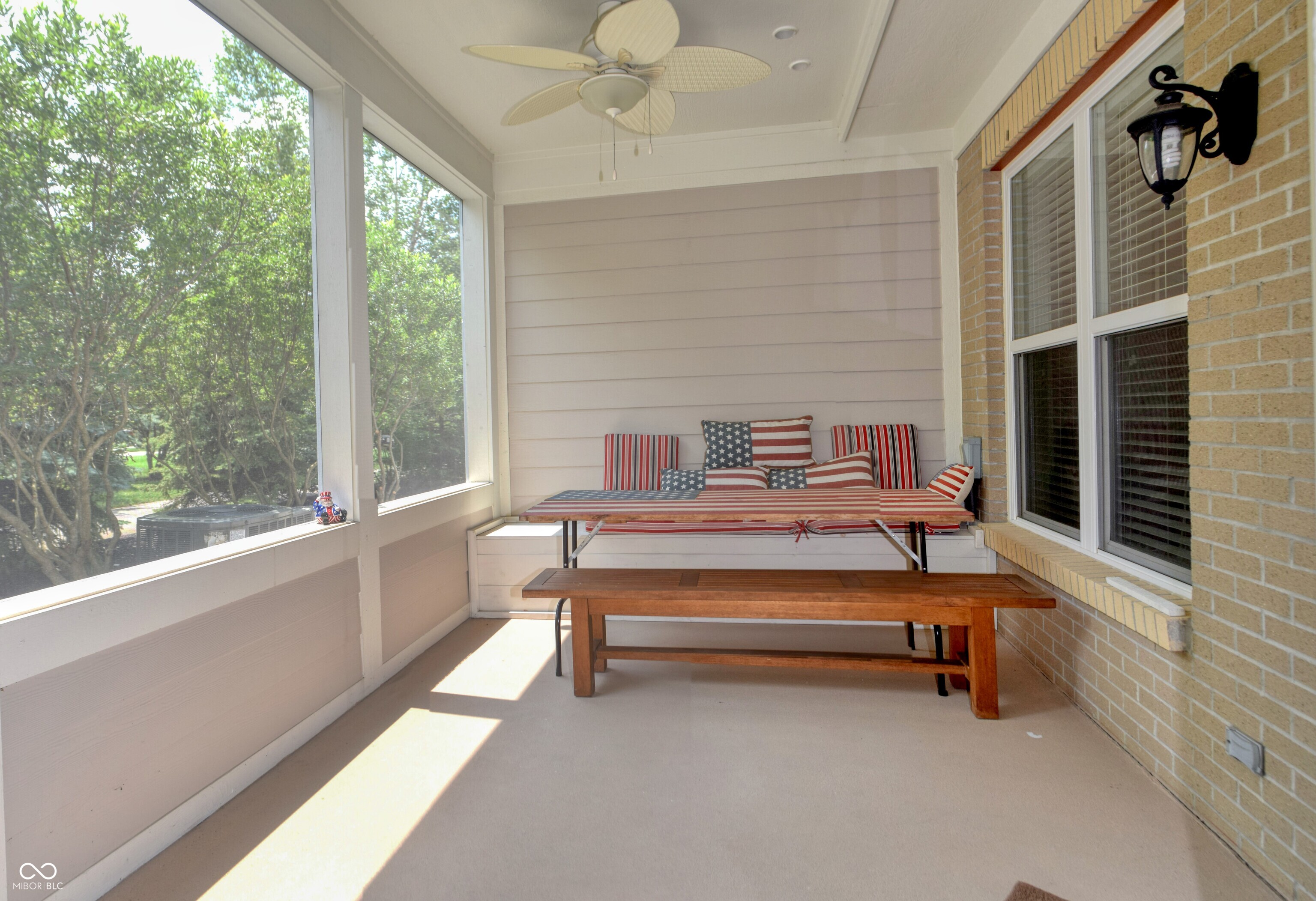 621 Greenford Trail W