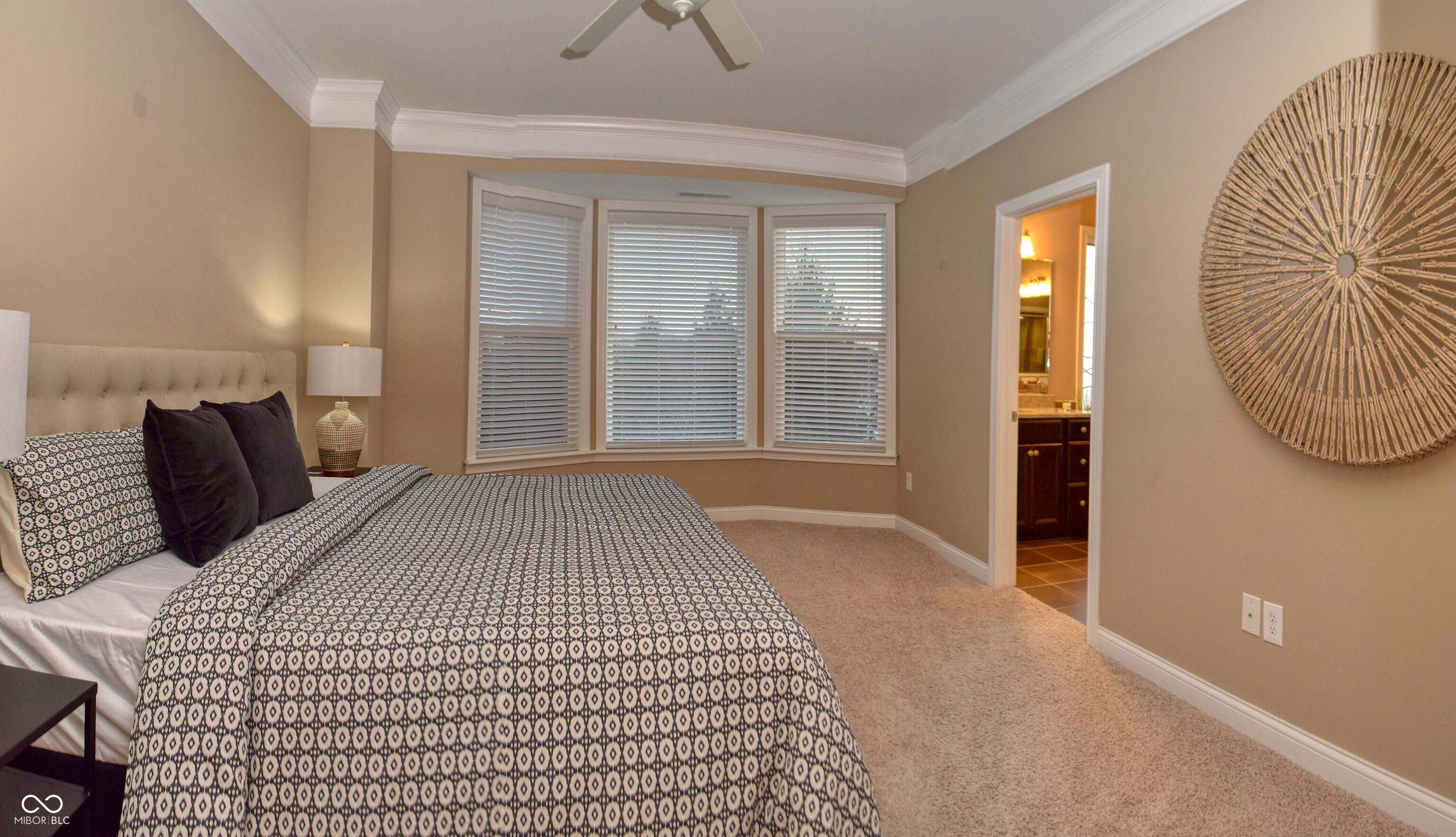 621 Greenford Trail W