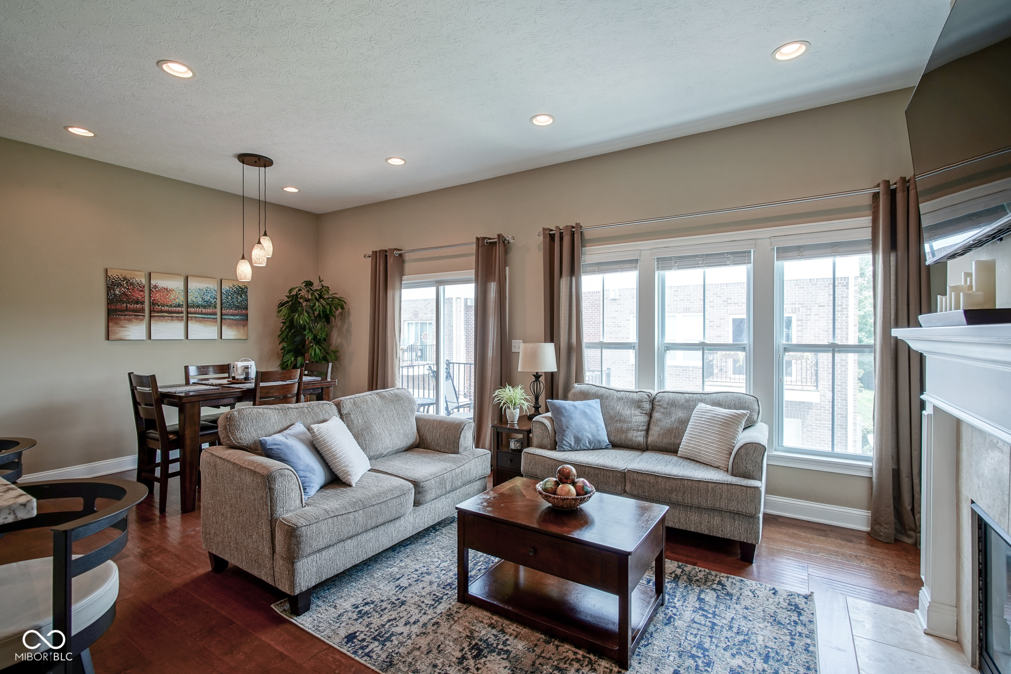 953 Brownstone Trace