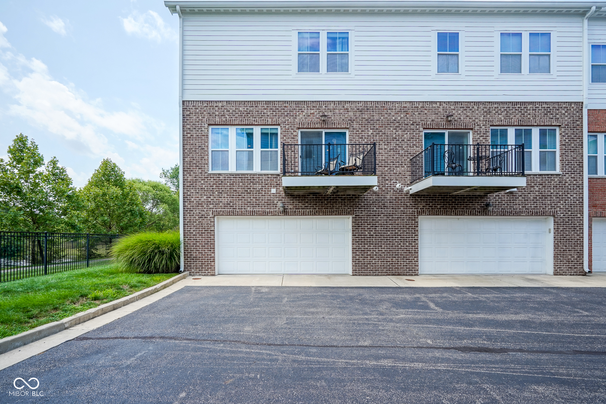 953 Brownstone Trace