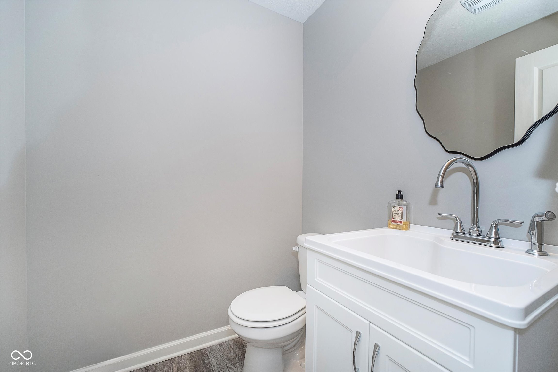 16076 Barringer Court