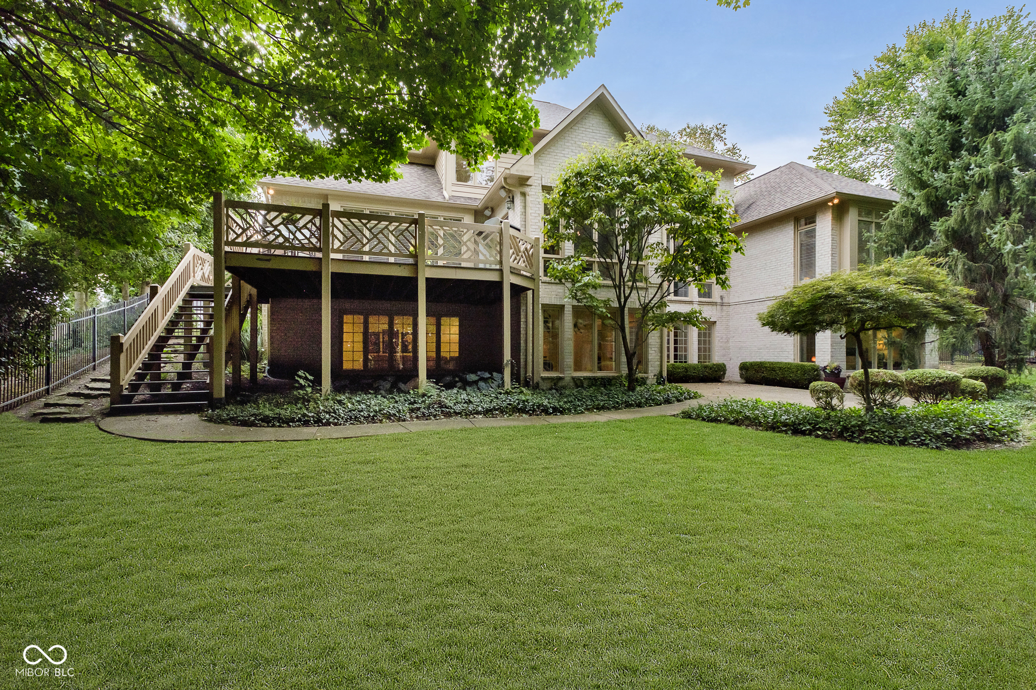 12165 Woods Bay Place