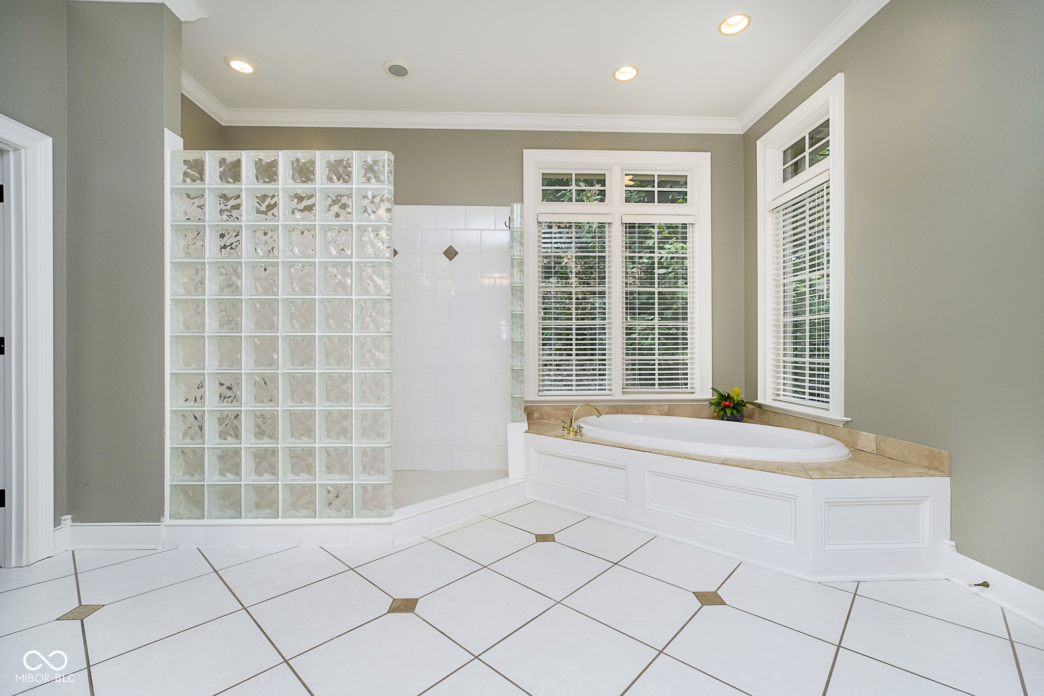 12165 Woods Bay Place