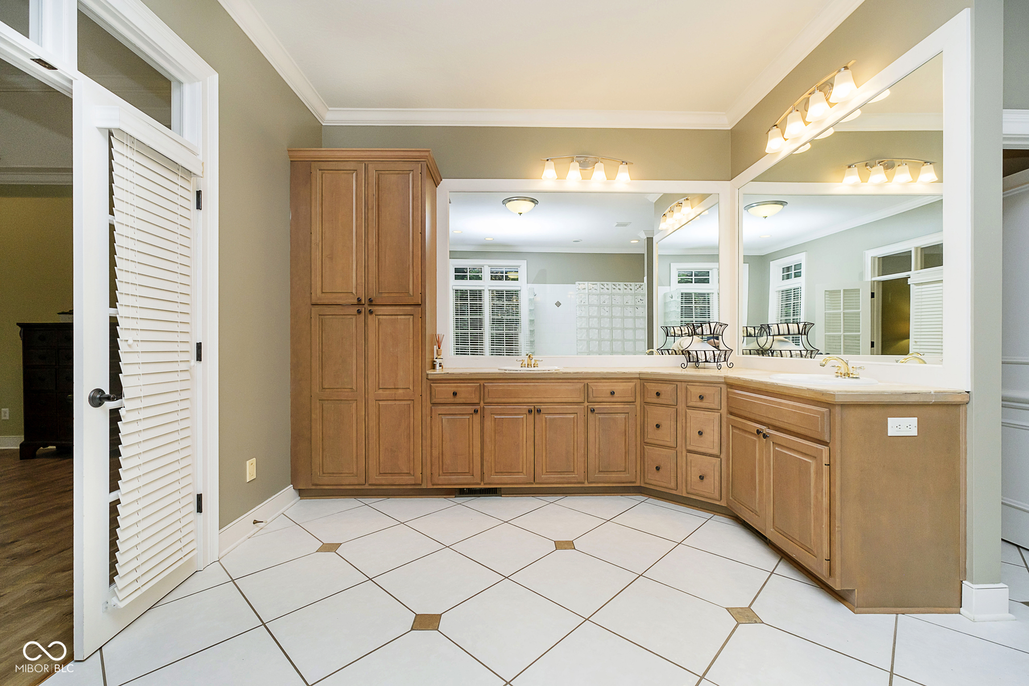 12165 Woods Bay Place