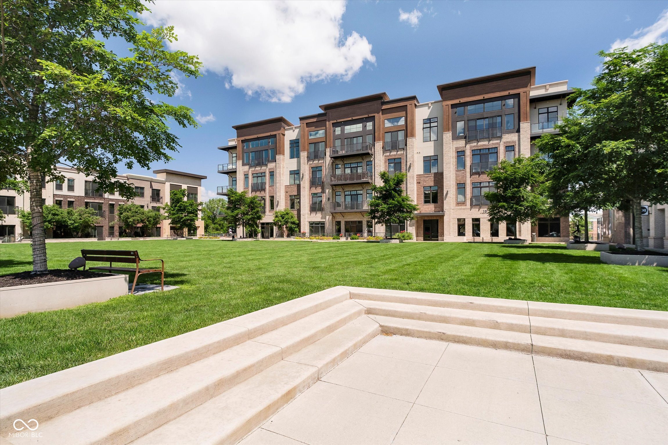 15 W Executive Drive Unit: 104