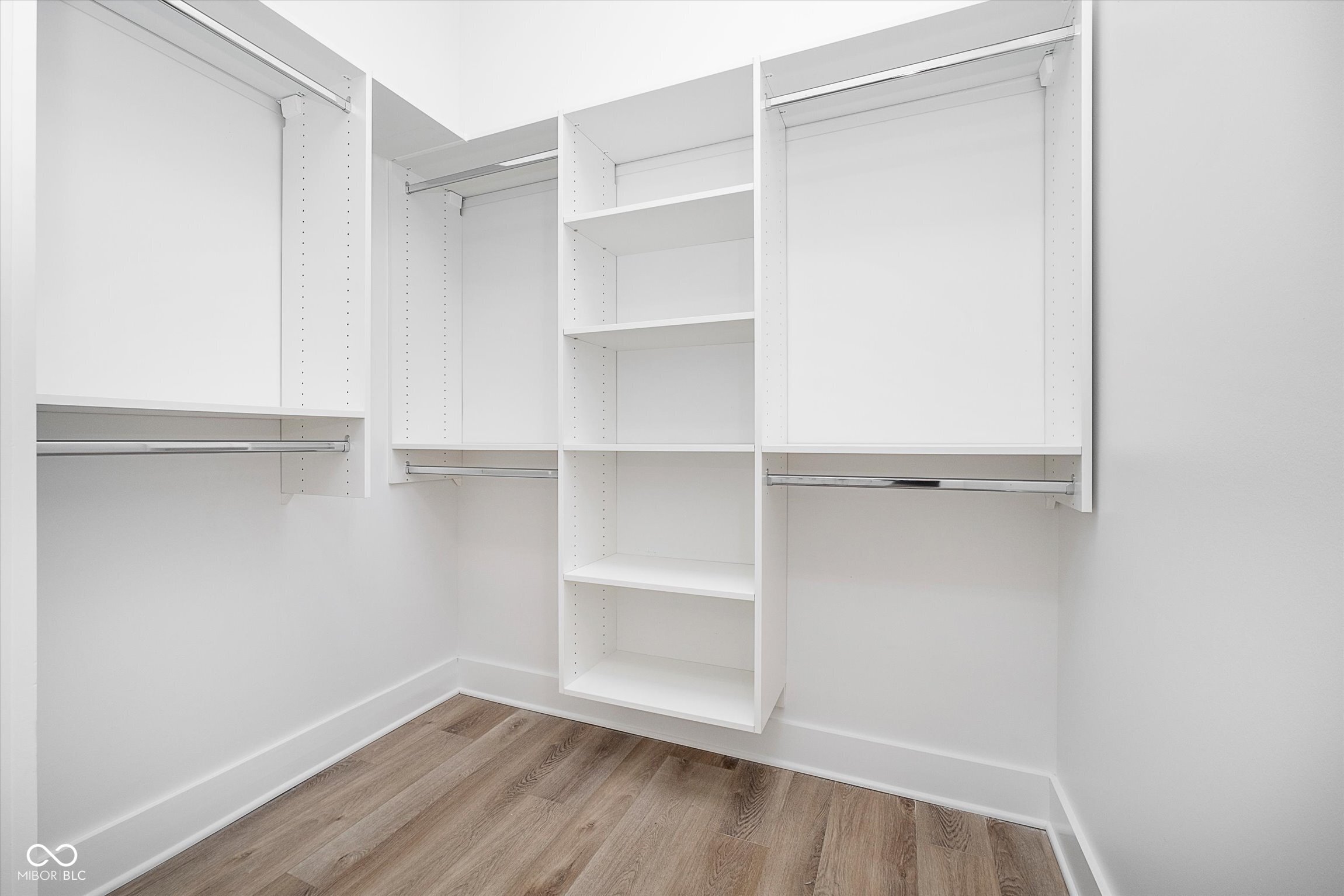 15 W Executive Drive Unit: 104