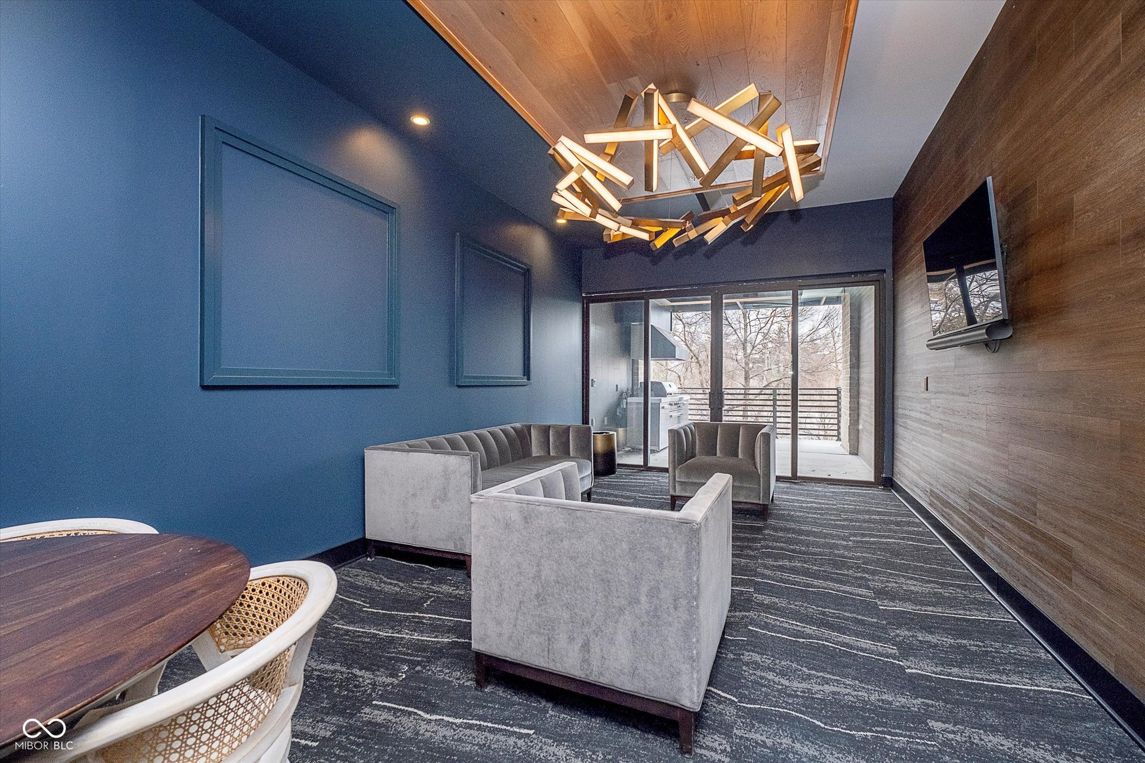 15 W Executive Drive Unit: 104