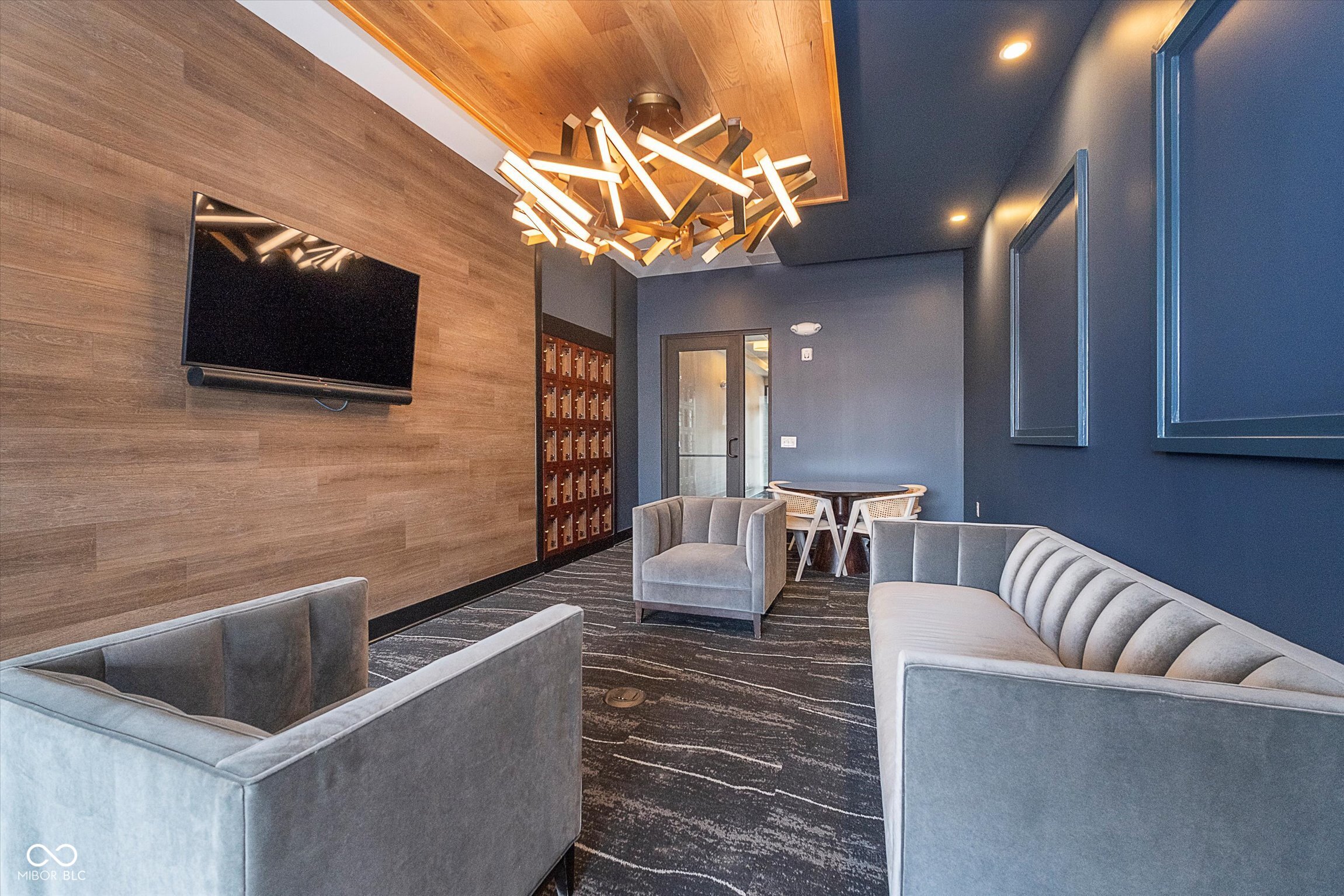 15 W Executive Drive Unit: 104