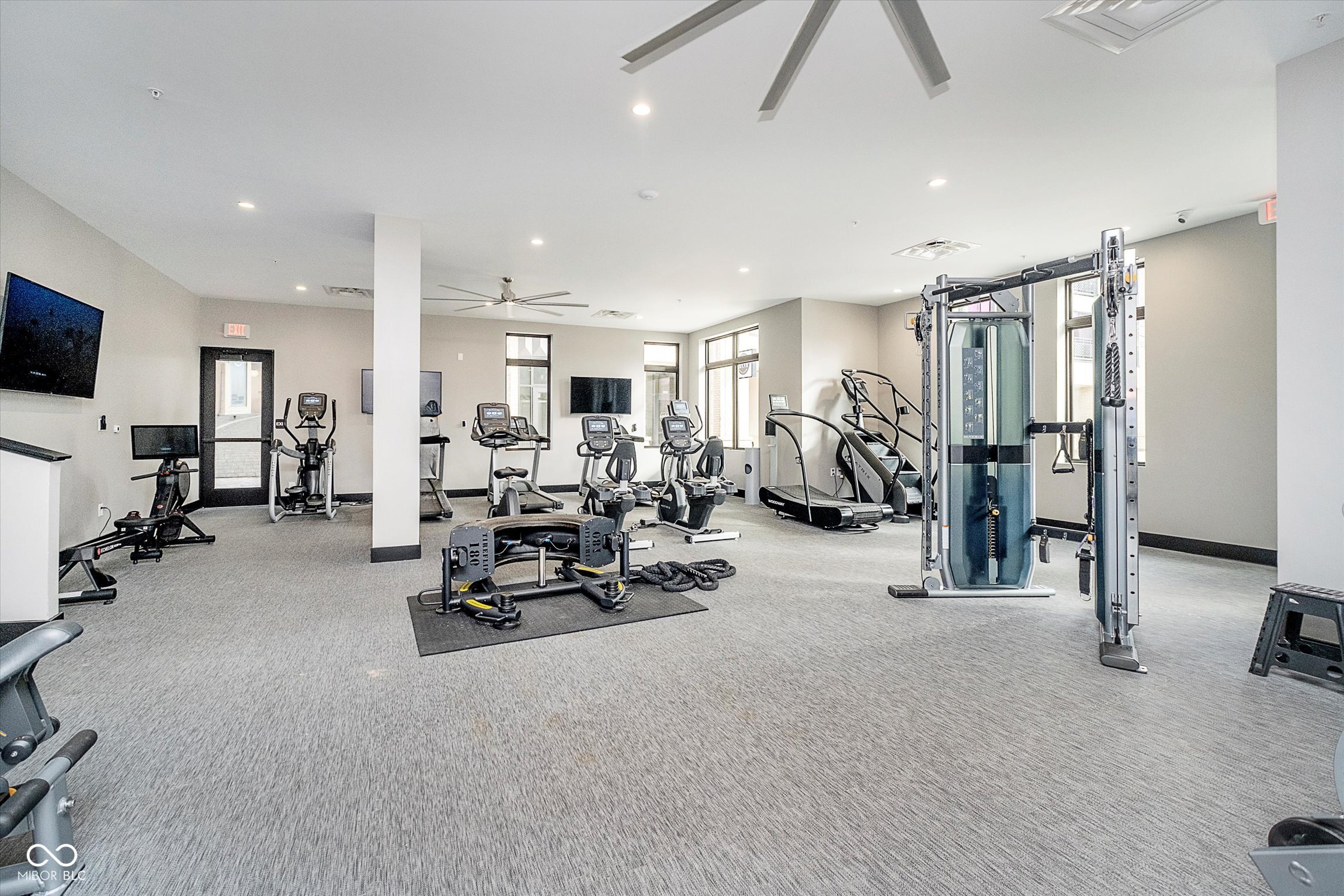 15 W Executive Drive Unit: 104