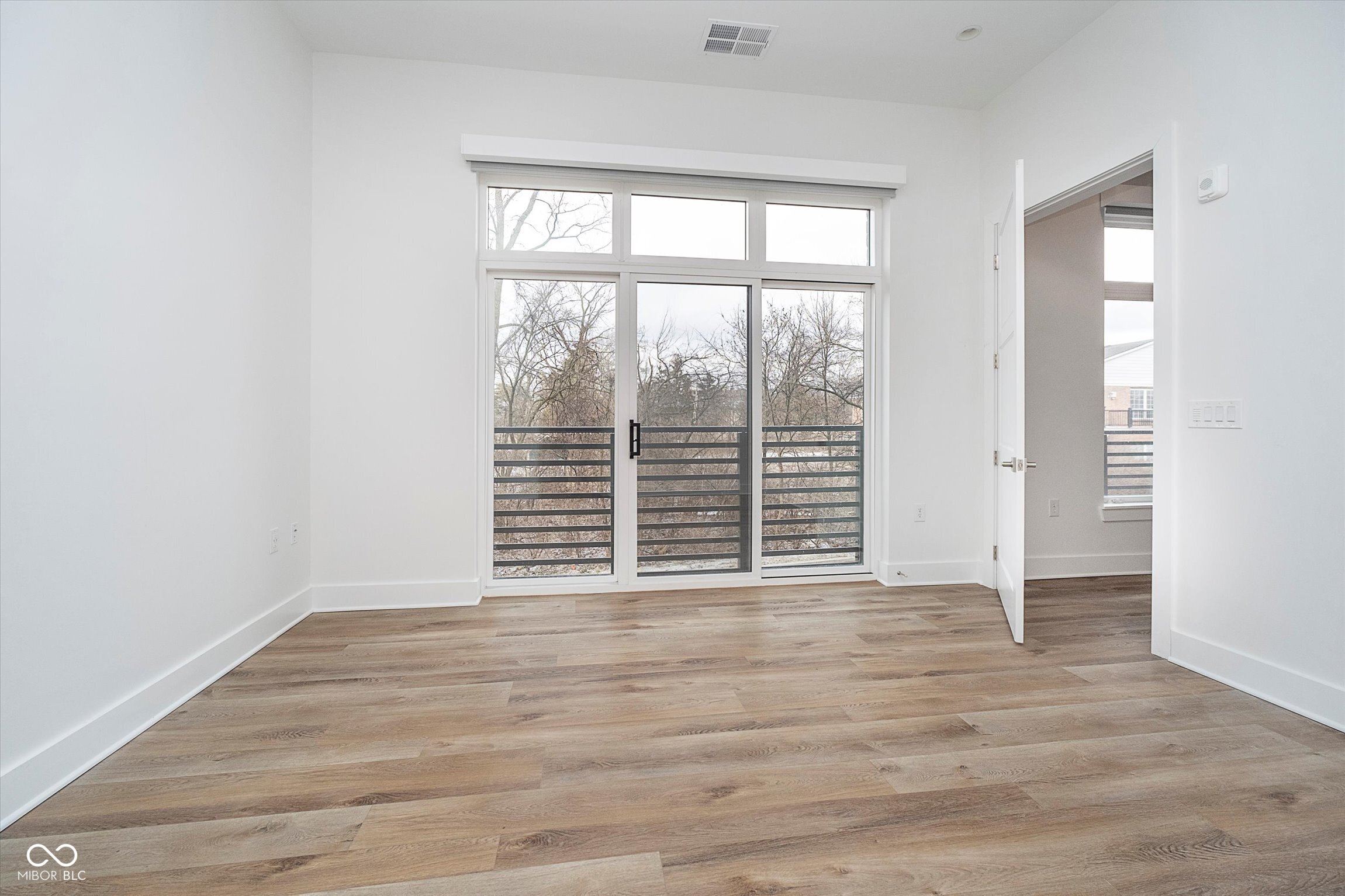 15 W Executive Drive Unit: 104