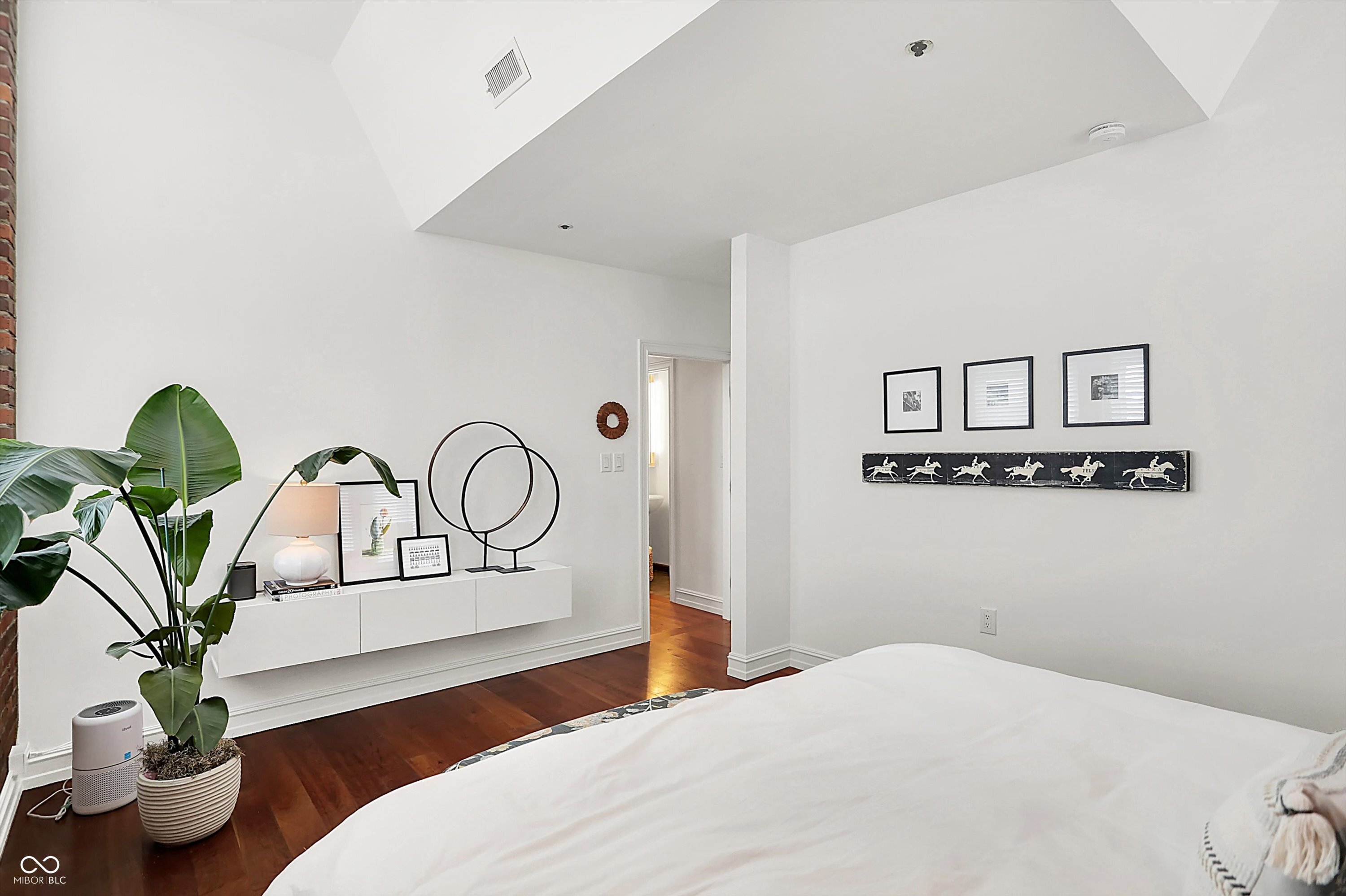 430 N Park Avenue Unit: 309