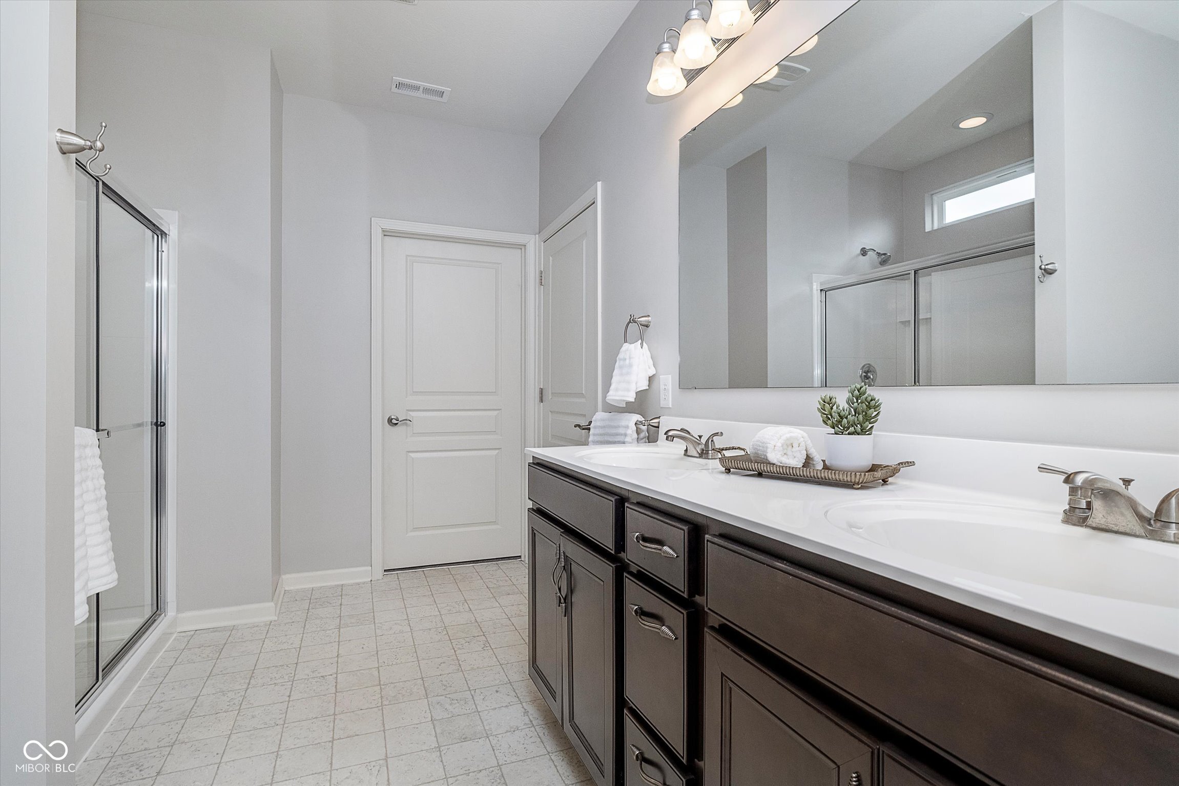 568 Harstad Boulevard