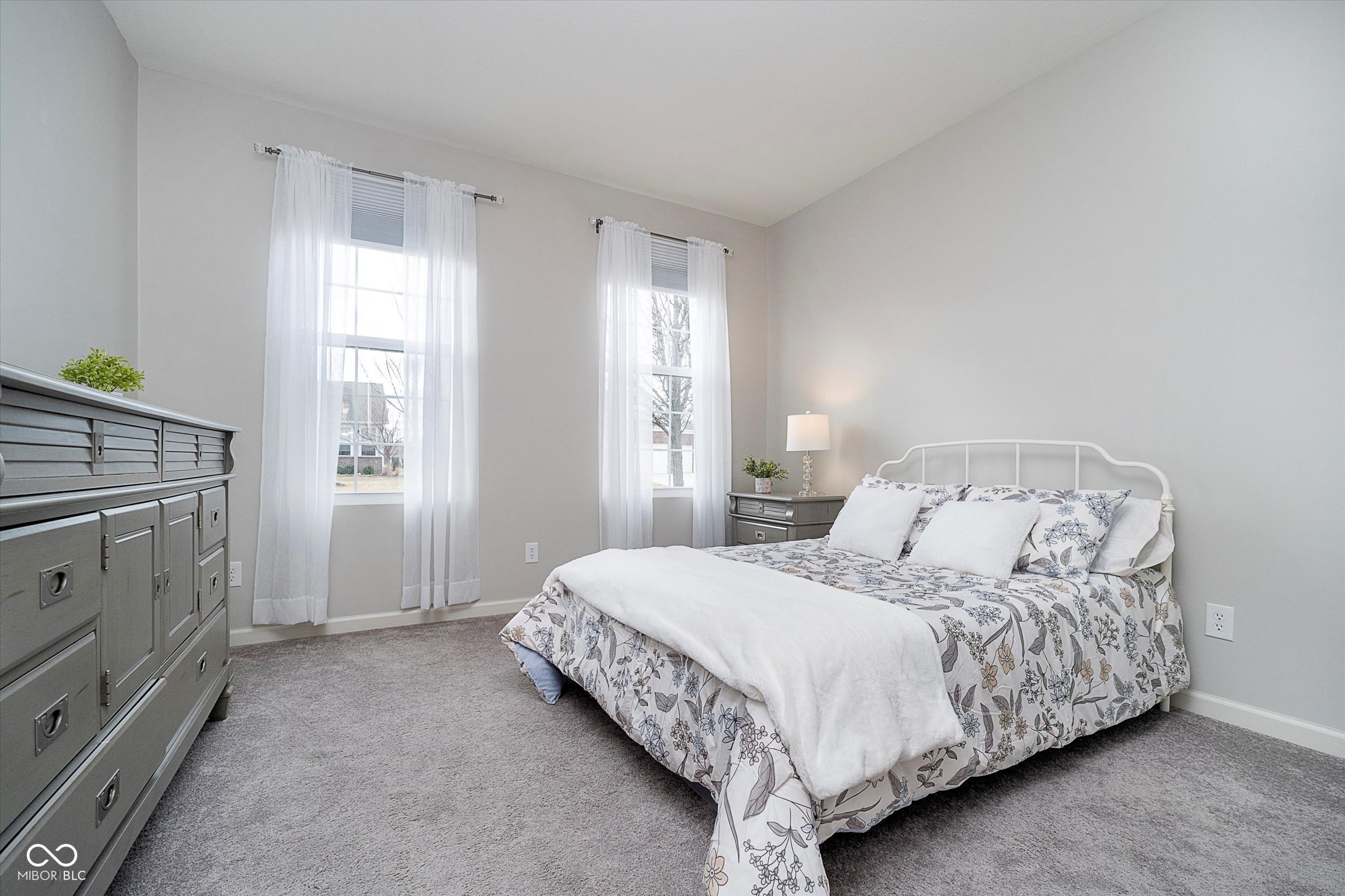 568 Harstad Boulevard