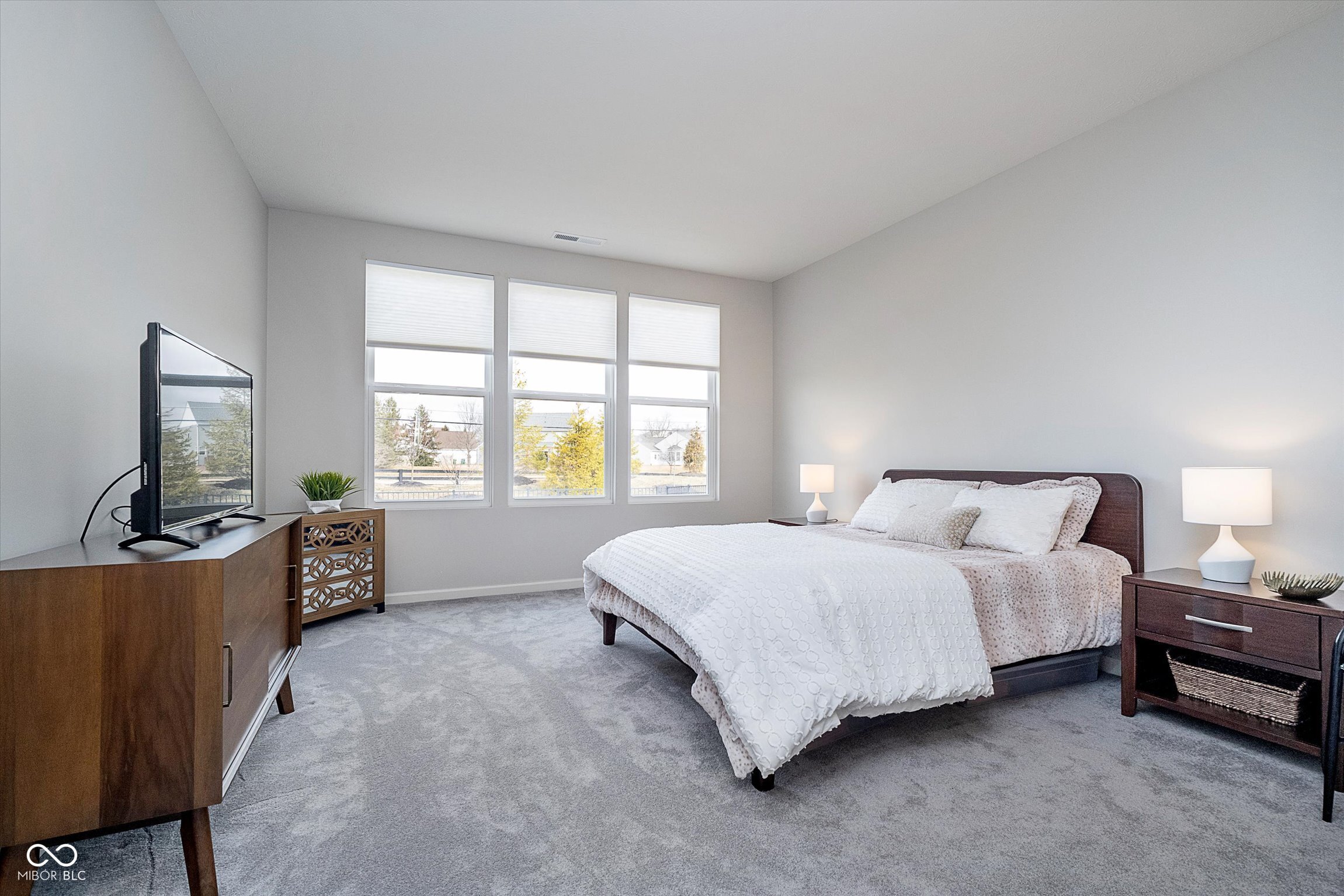 568 Harstad Boulevard