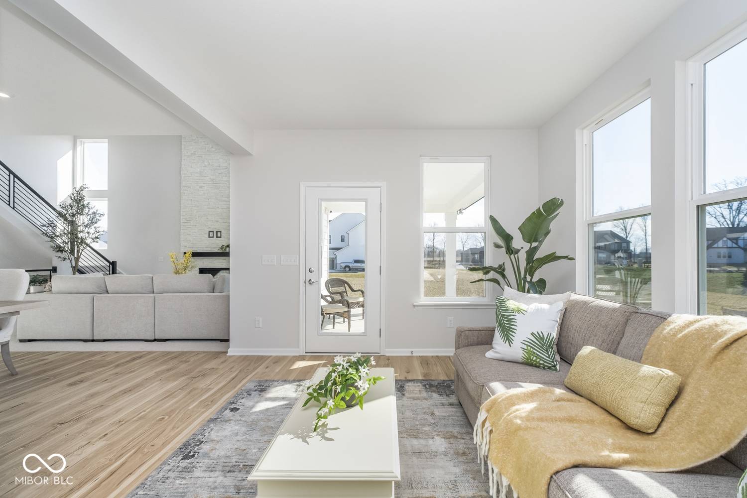 6609 N Dogwood Drive