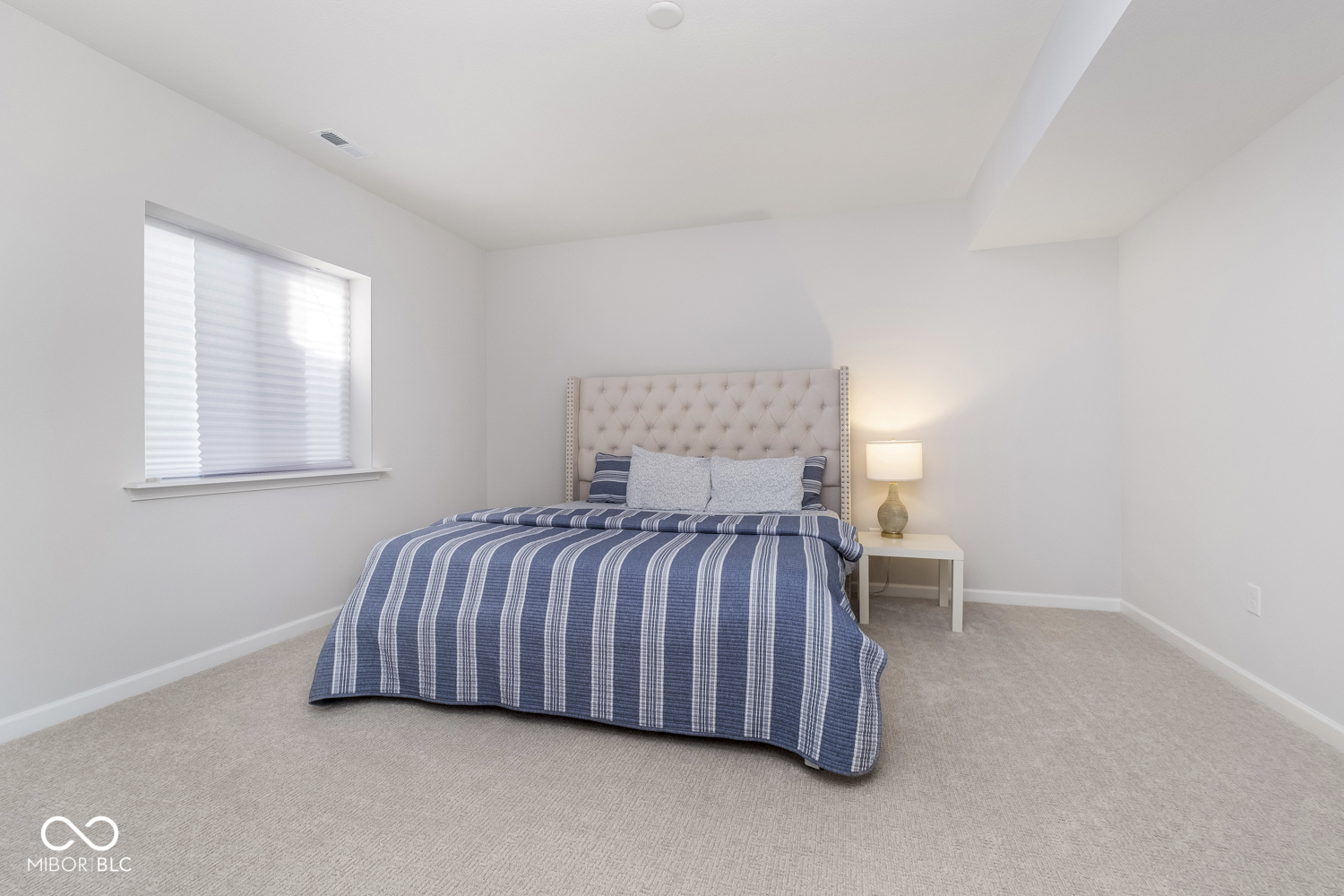 6609 N Dogwood Drive