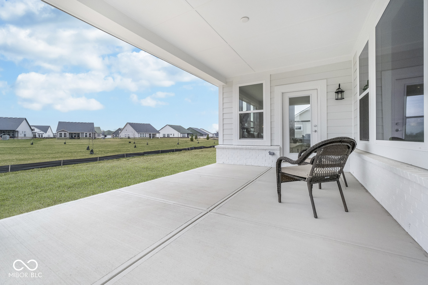 6609 N Dogwood Drive