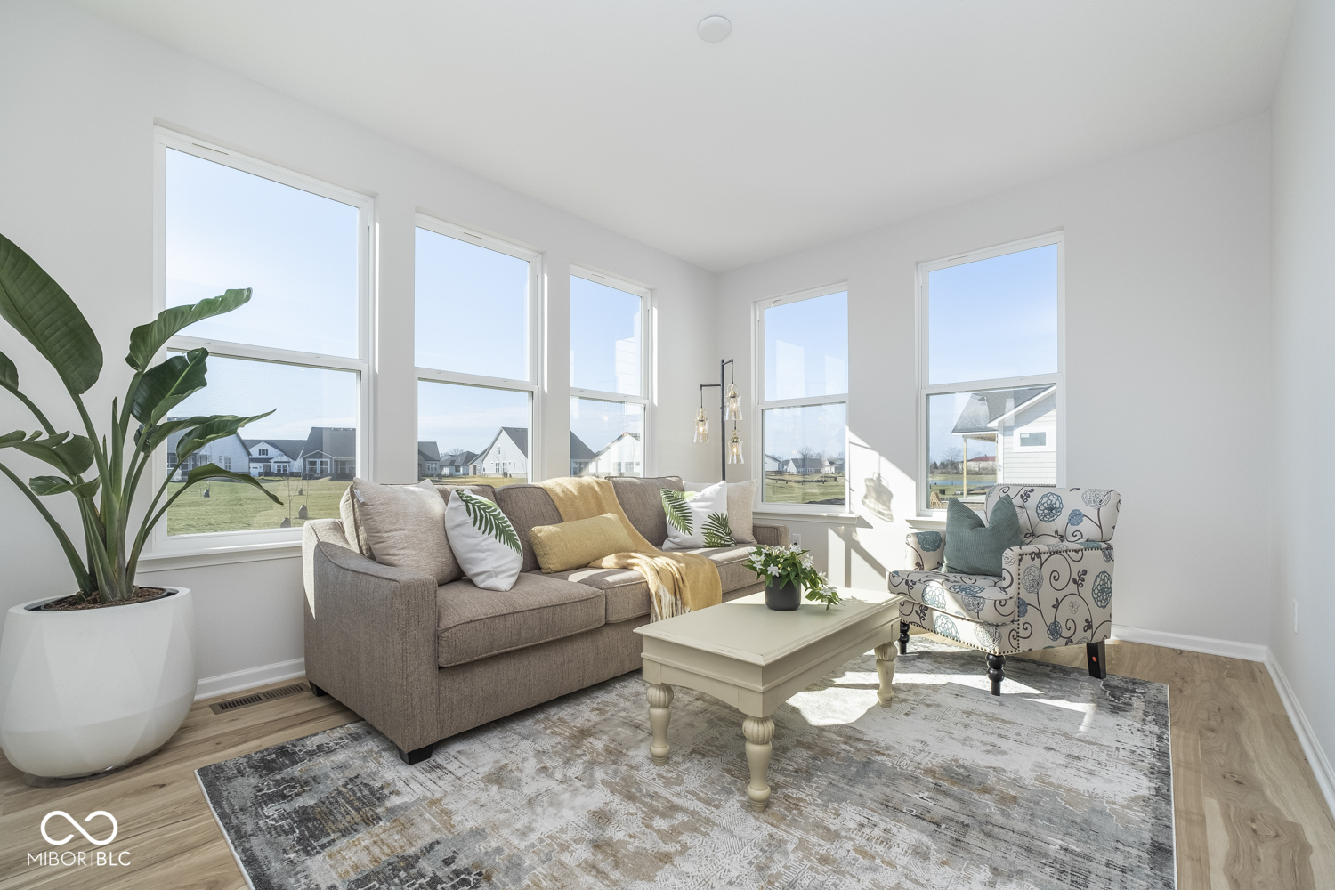 6609 N Dogwood Drive