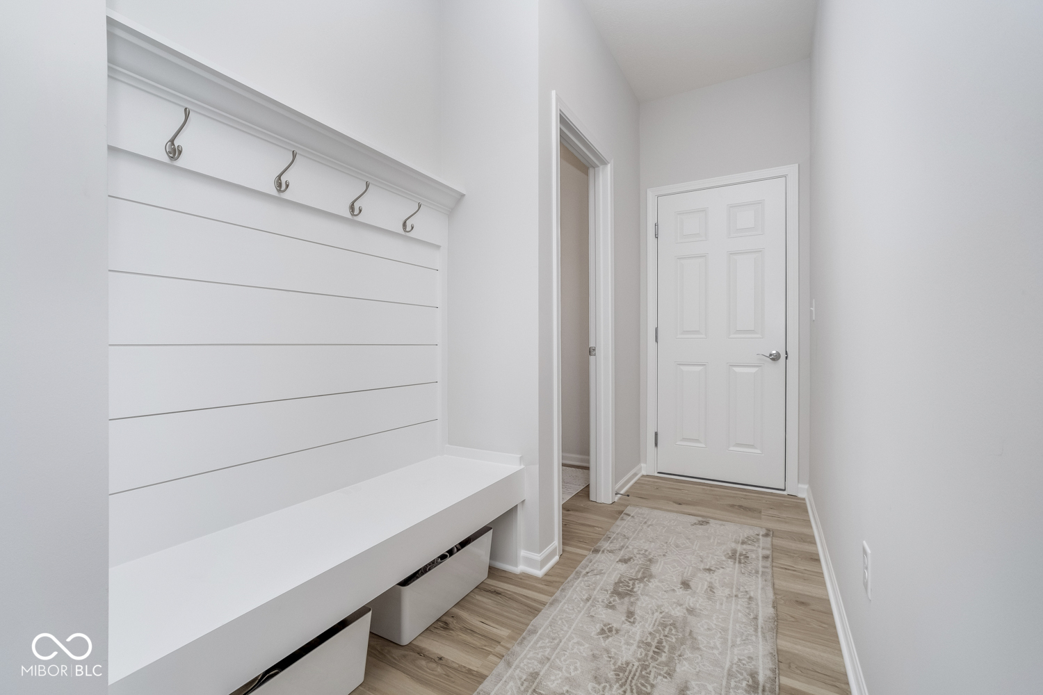 6609 N Dogwood Drive