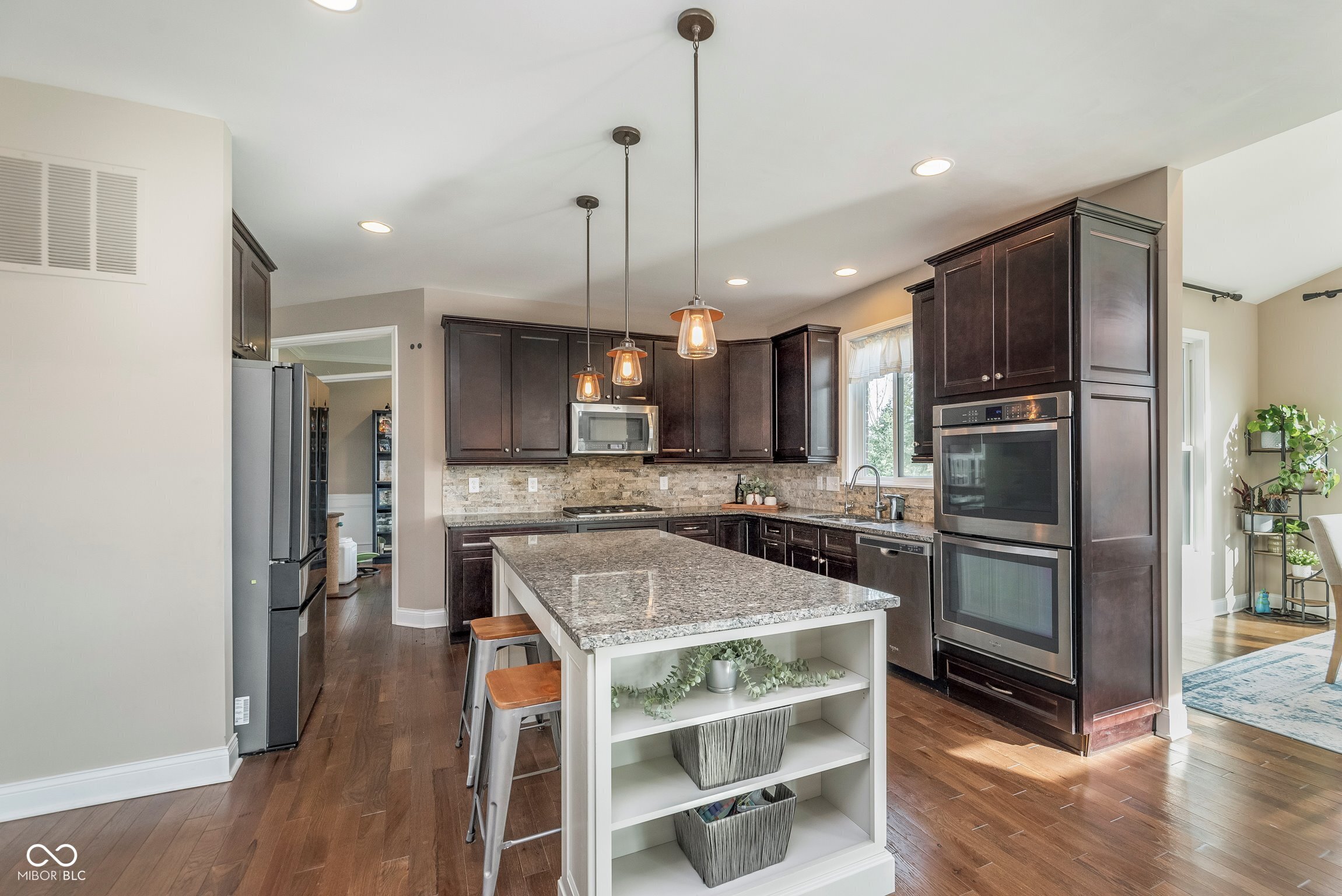 3728 Dunellen Circle