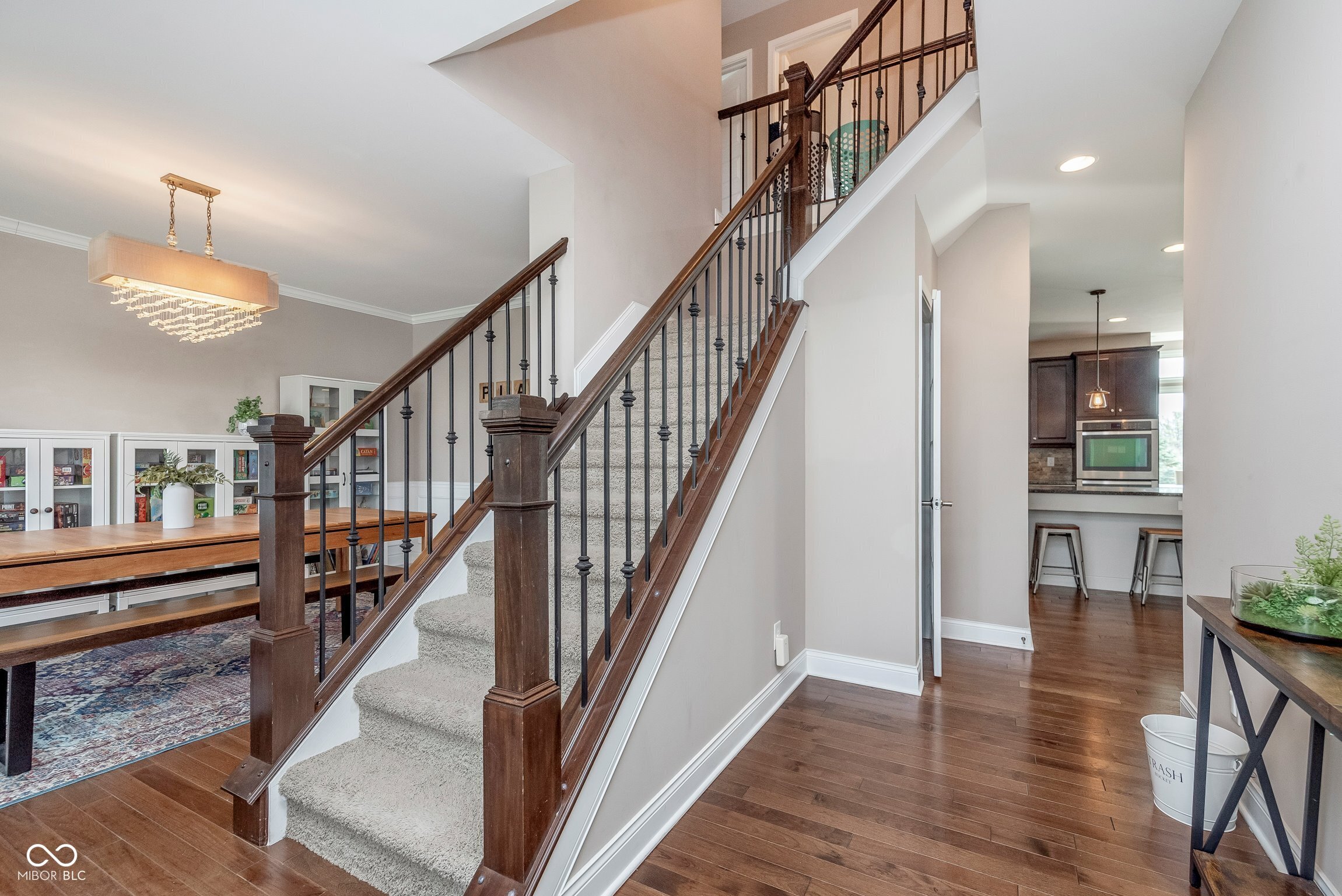 3728 Dunellen Circle