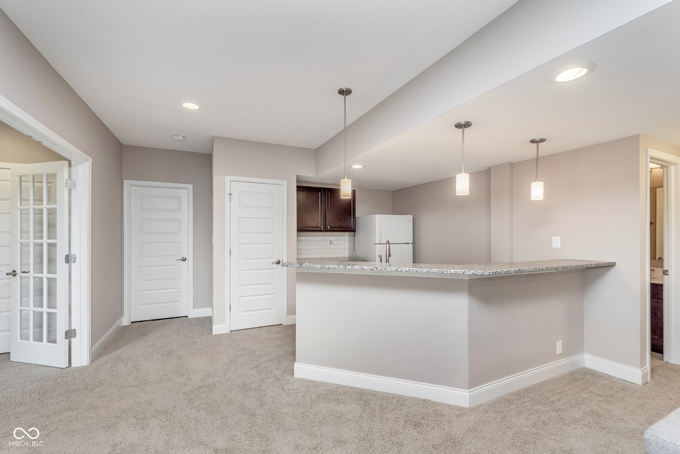 3728 Dunellen Circle