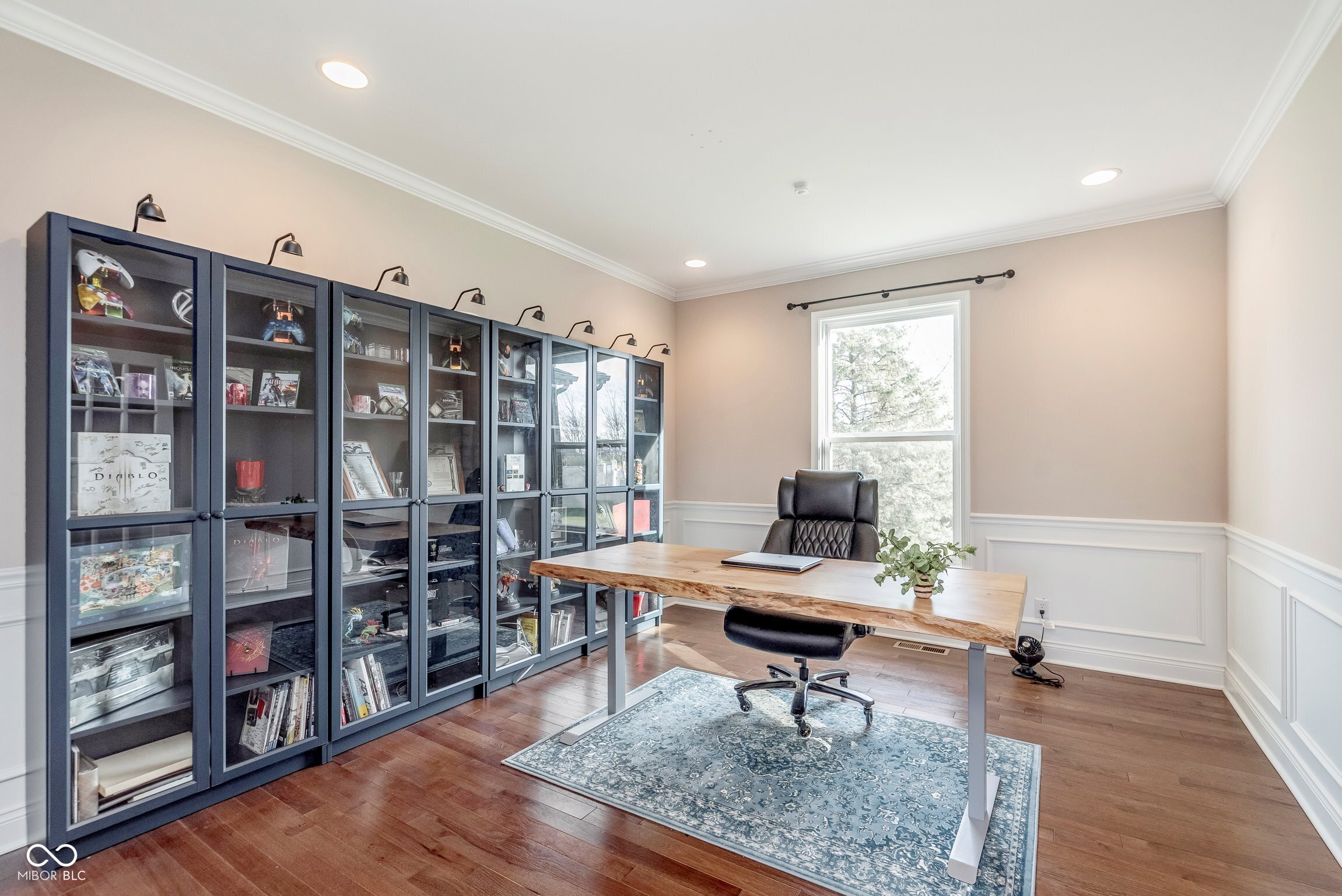 3728 Dunellen Circle