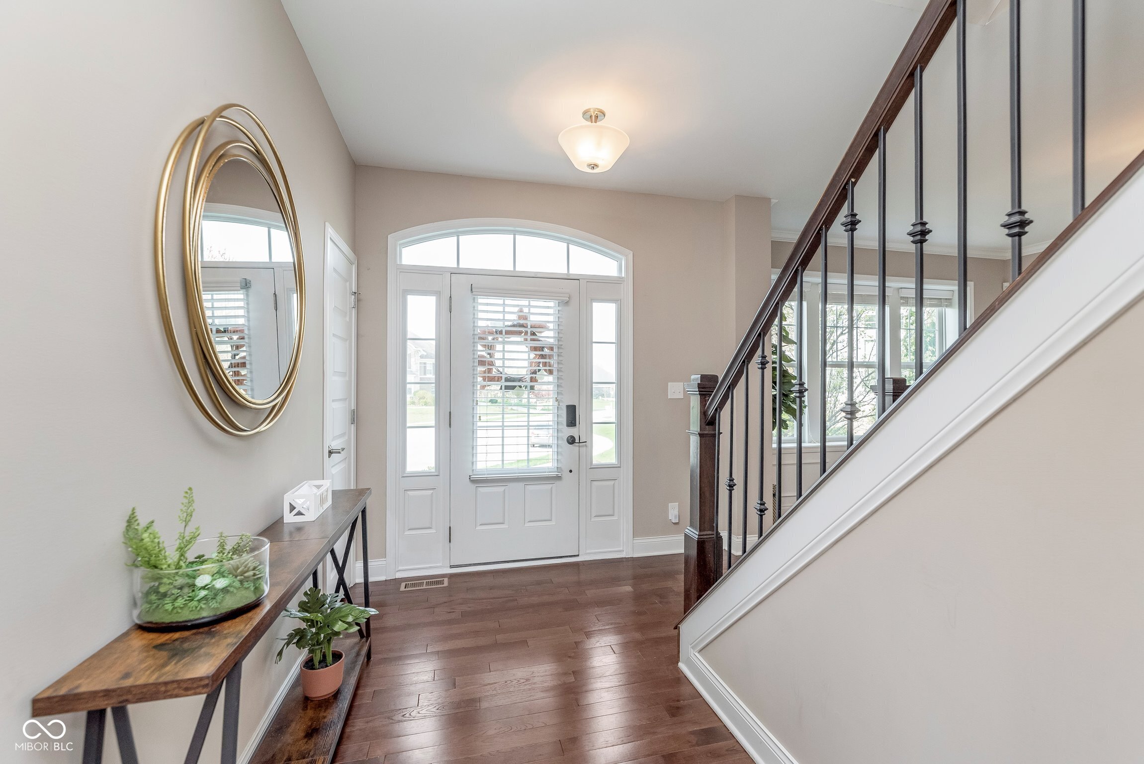 3728 Dunellen Circle