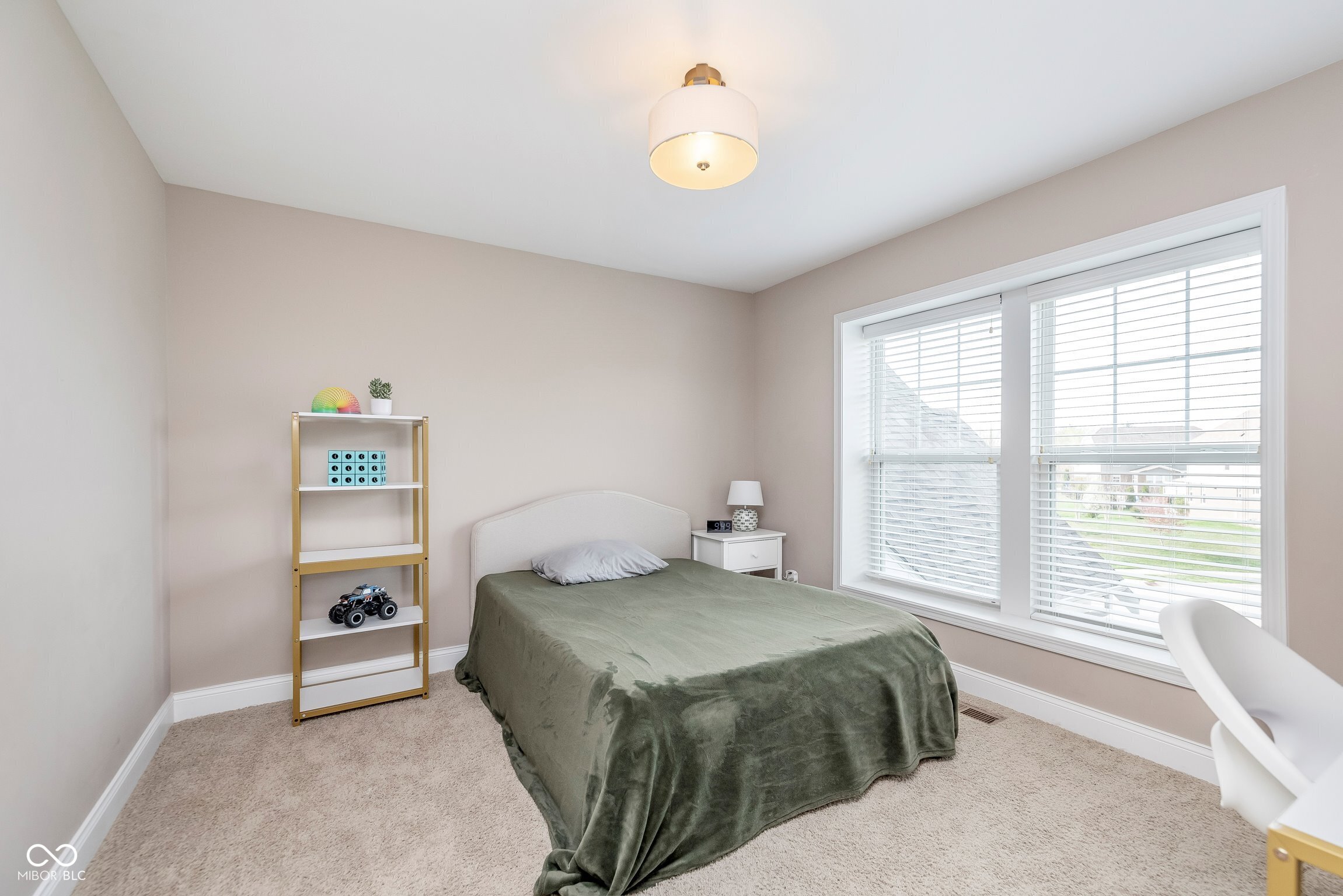 3728 Dunellen Circle