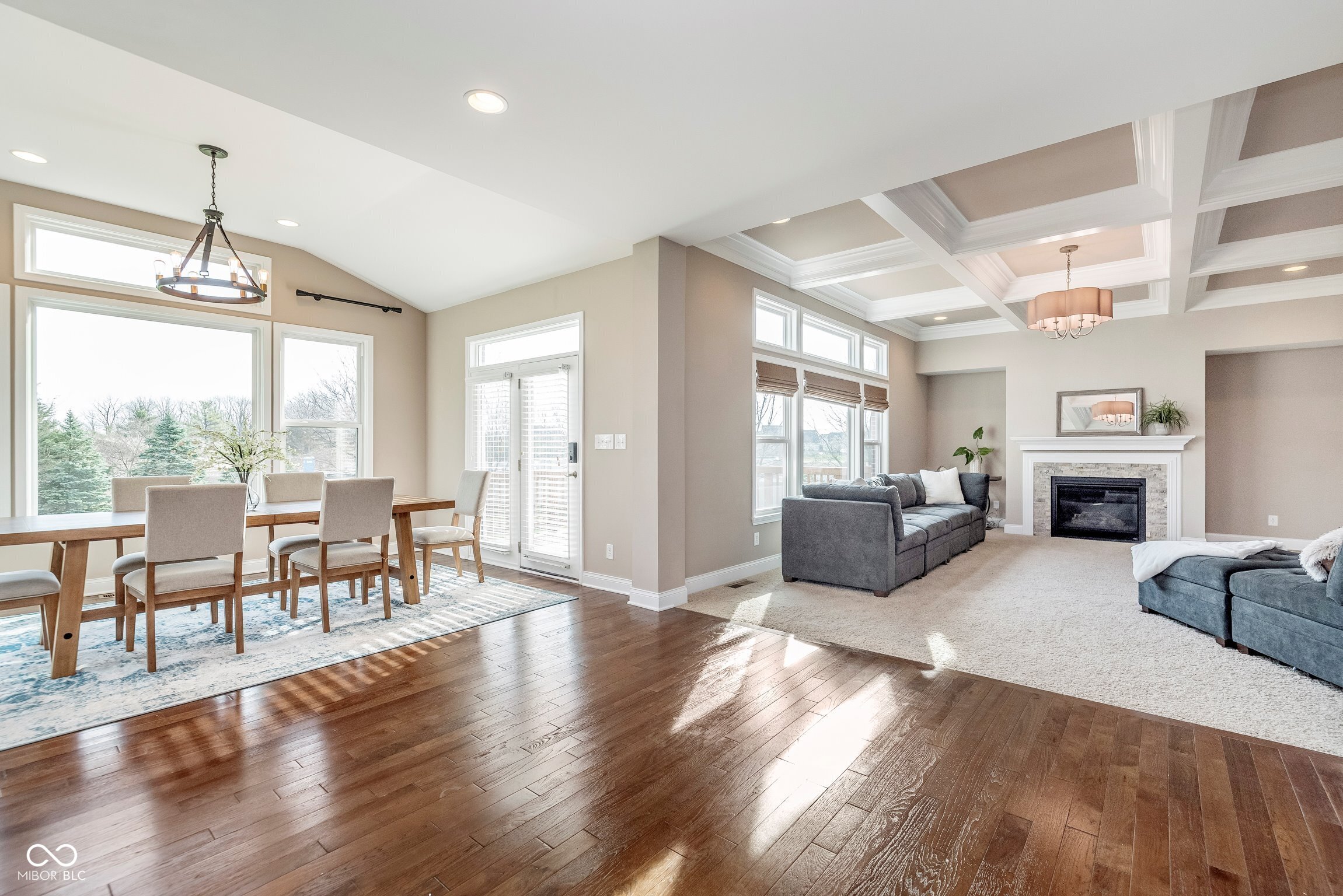 3728 Dunellen Circle