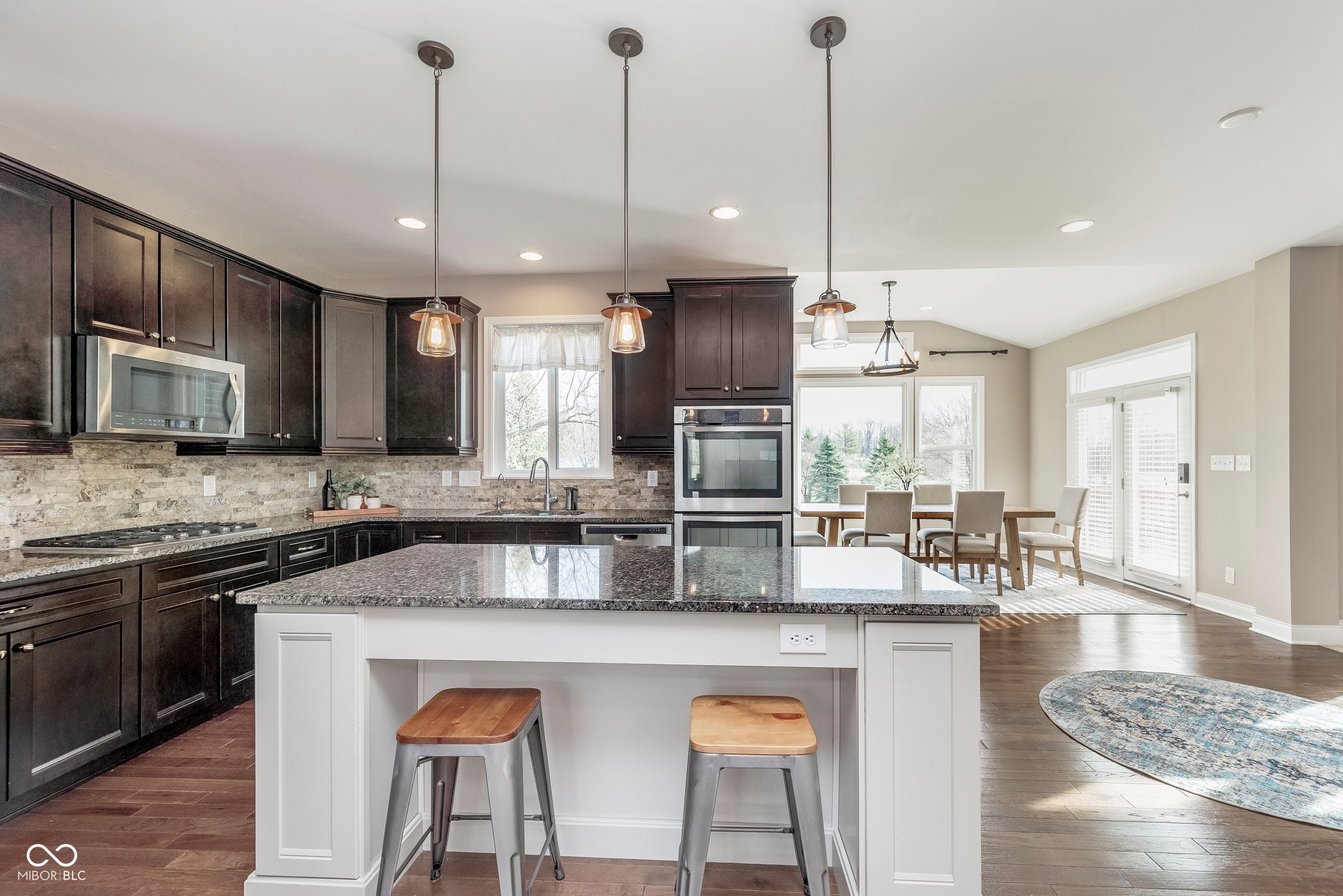 3728 Dunellen Circle