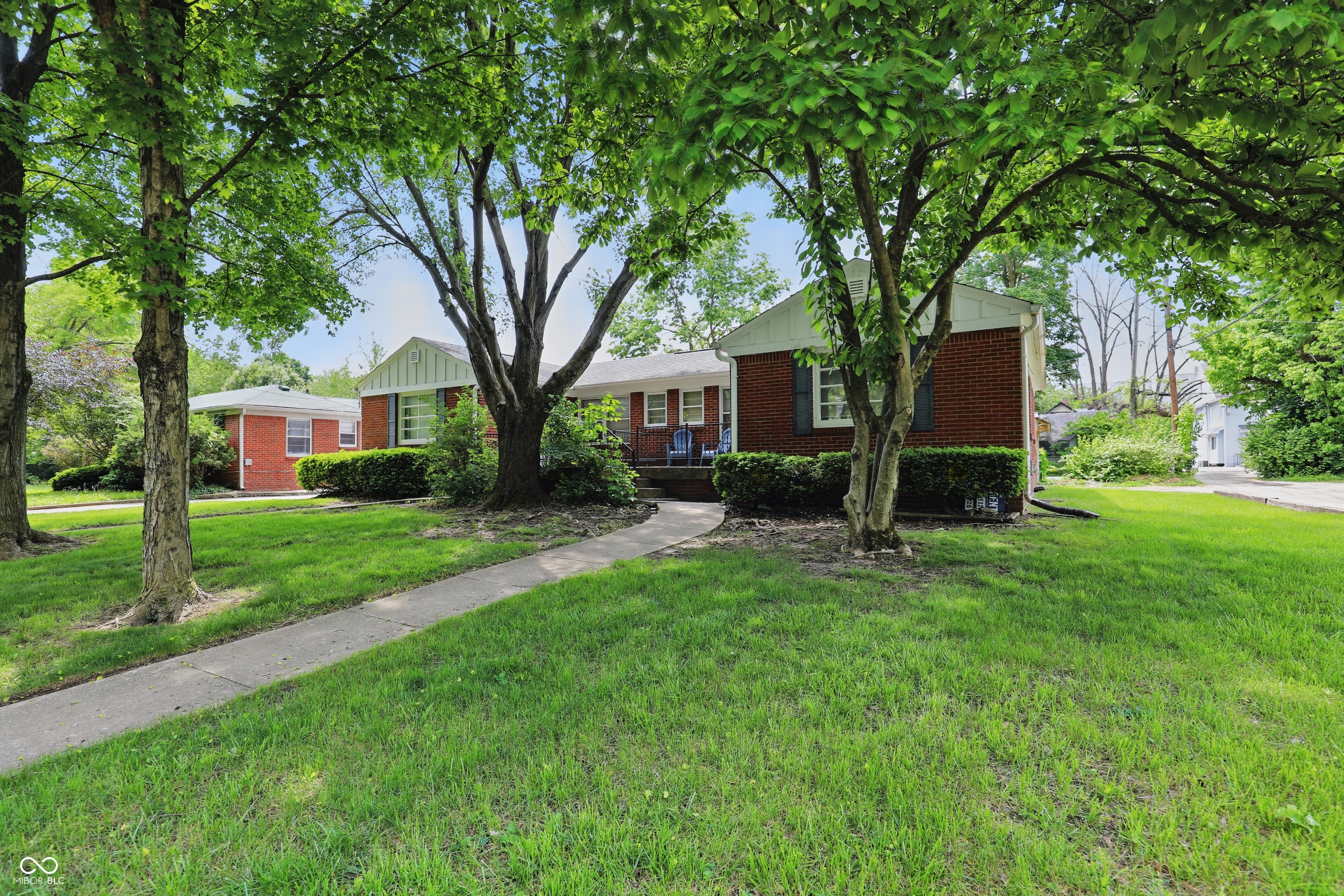 4610 Rookwood Avenue