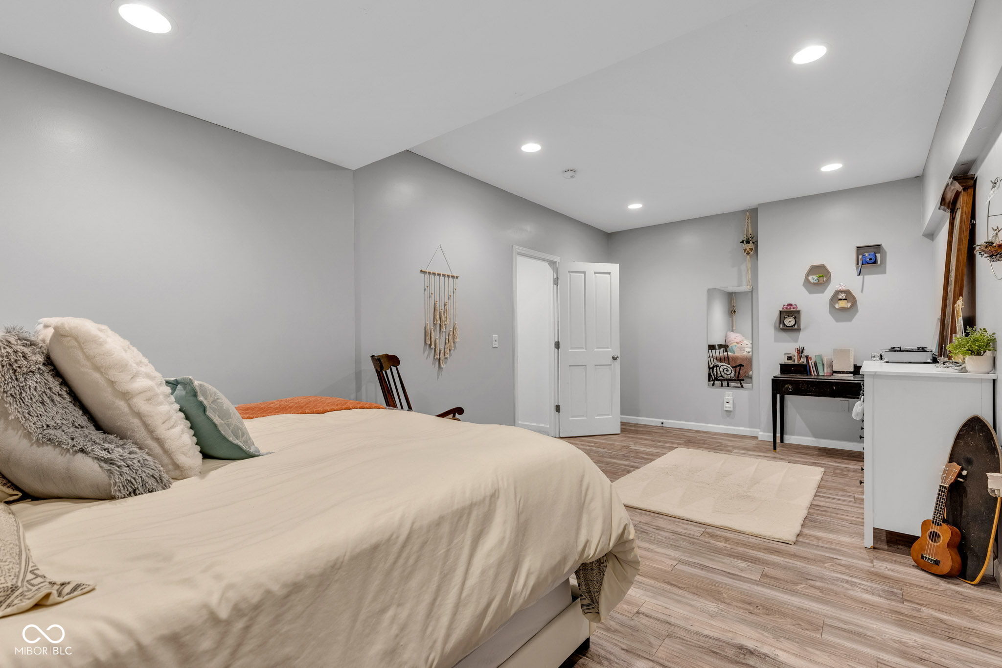 8973 Carnation Drive