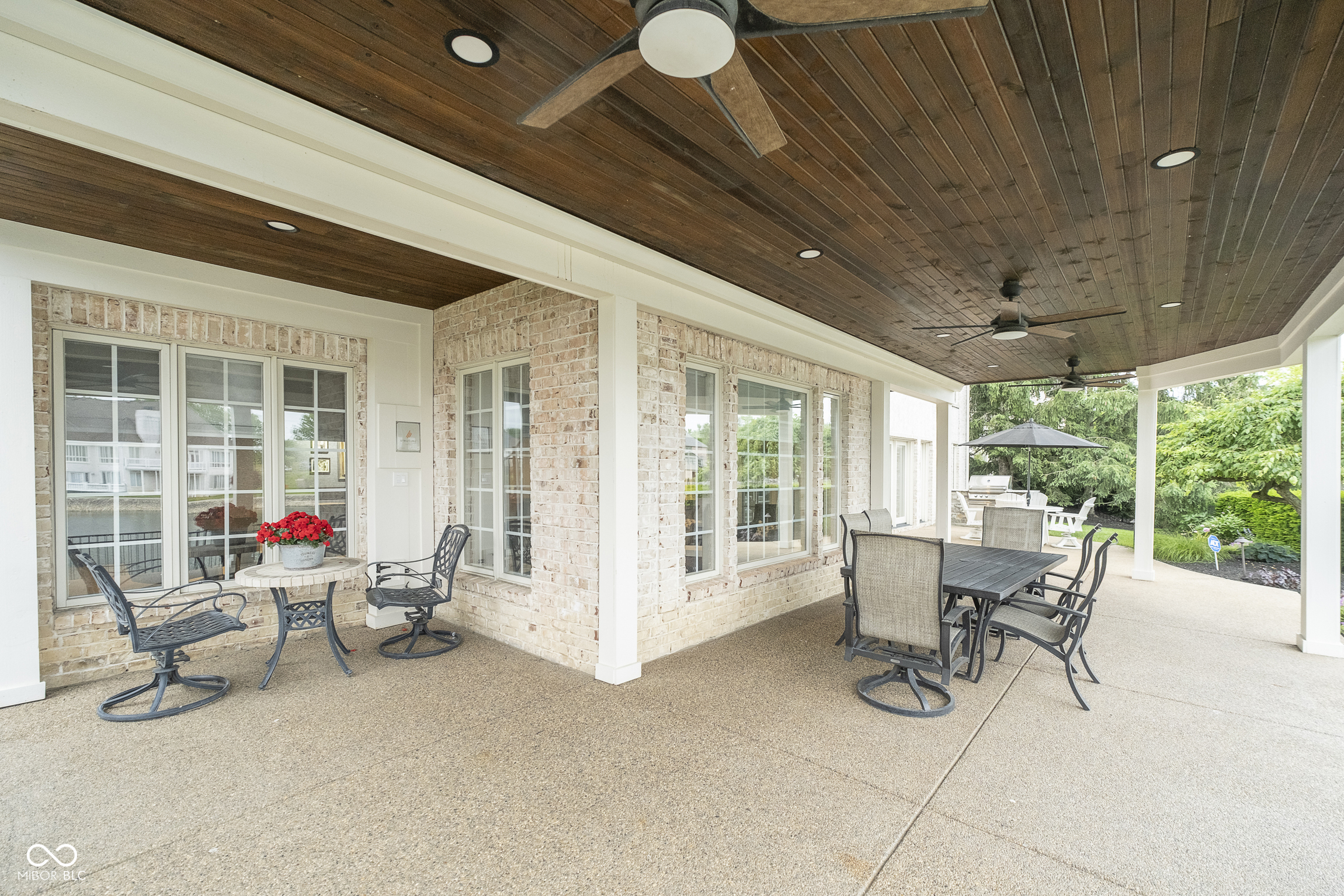 12192 Woods Bay Place