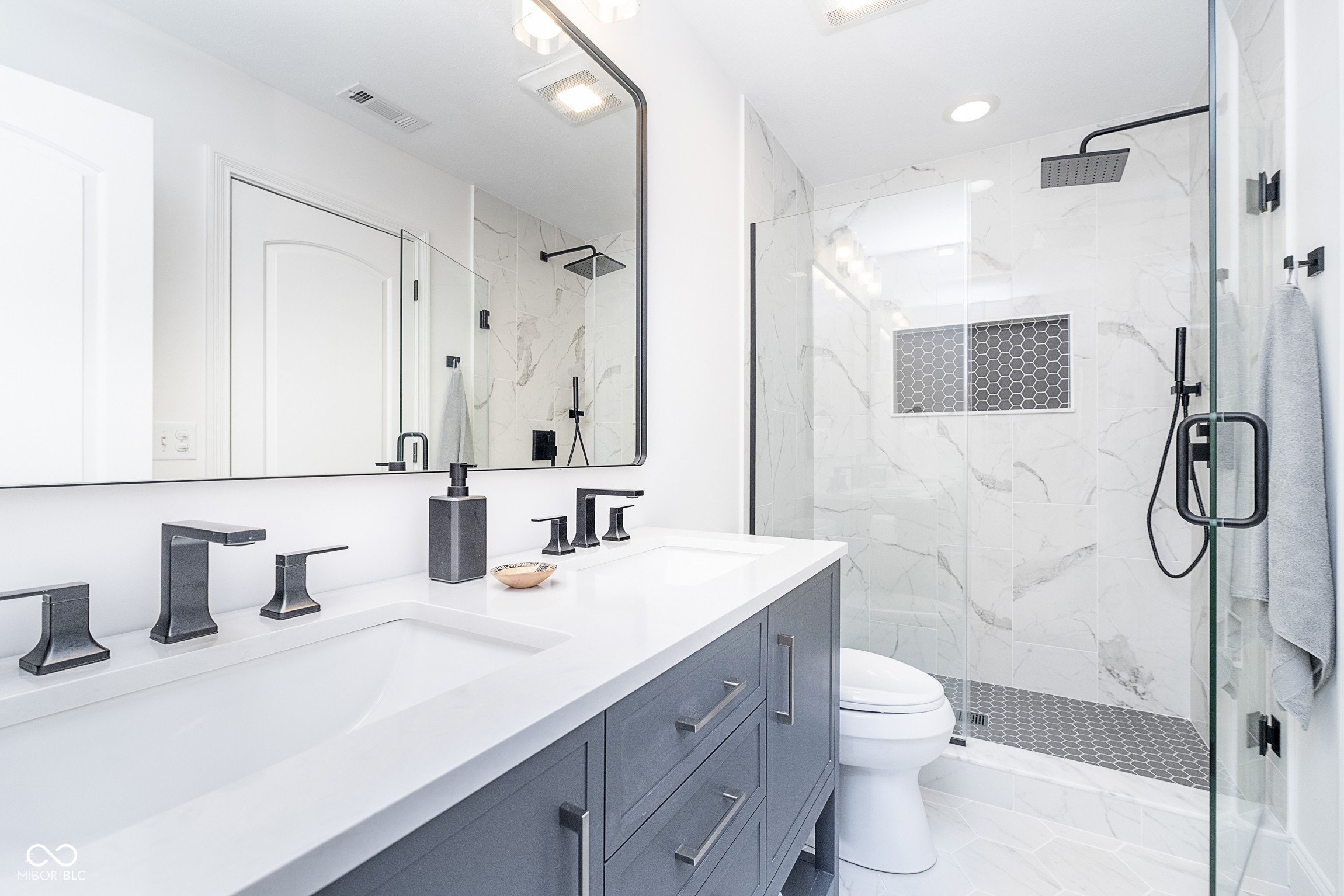 12192 Woods Bay Place