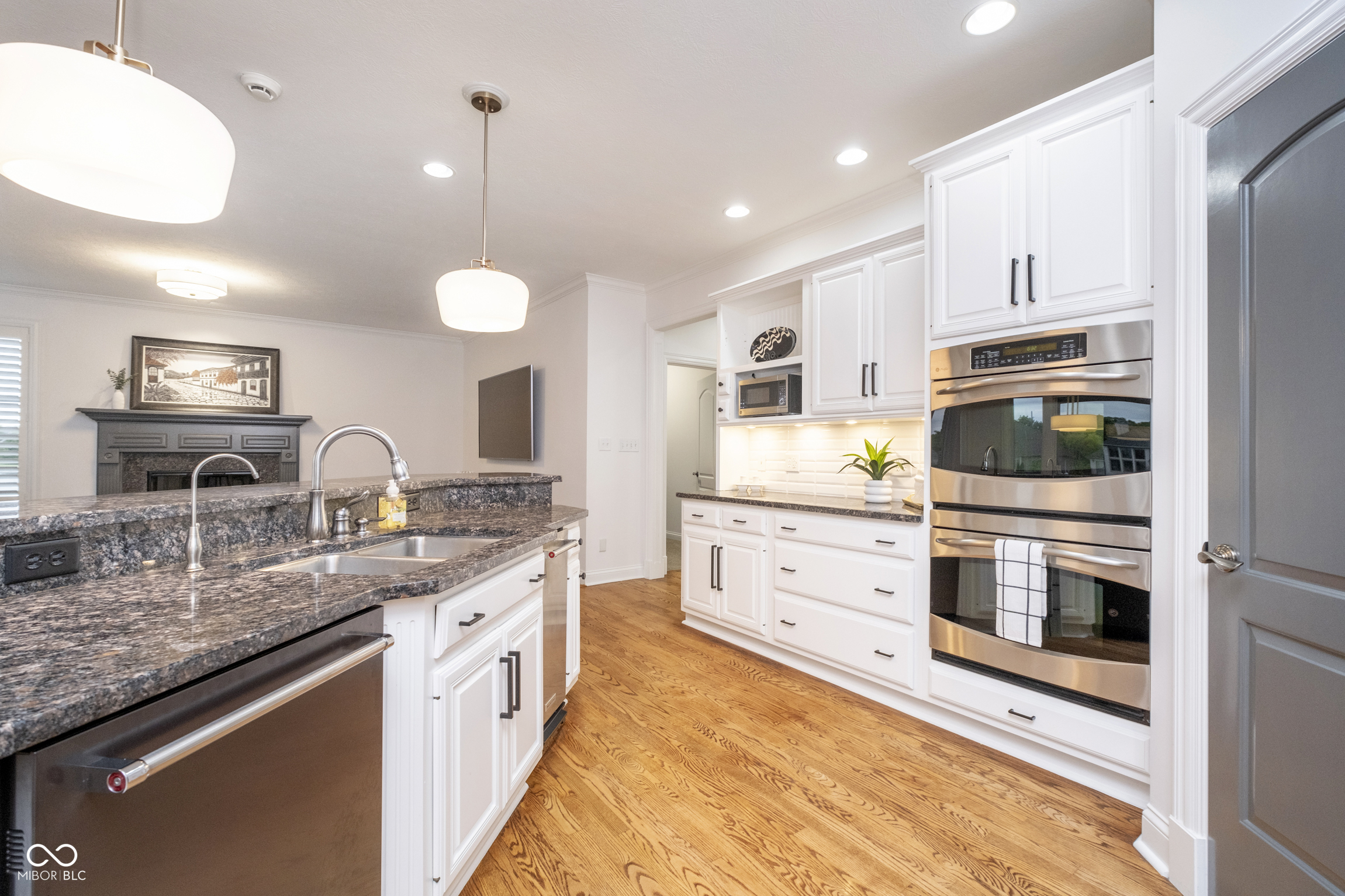 12192 Woods Bay Place