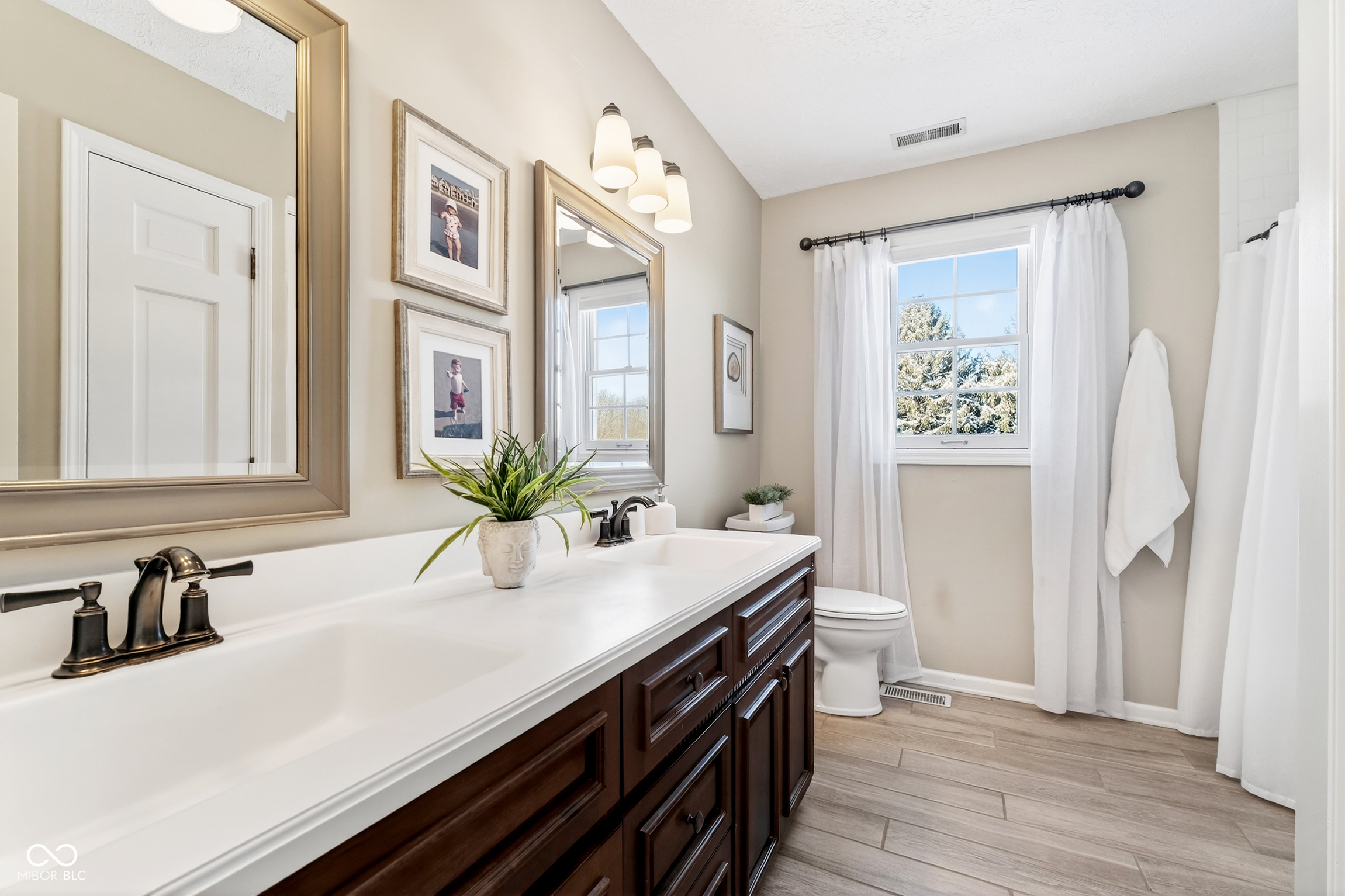 4930 Wintergreen Lane