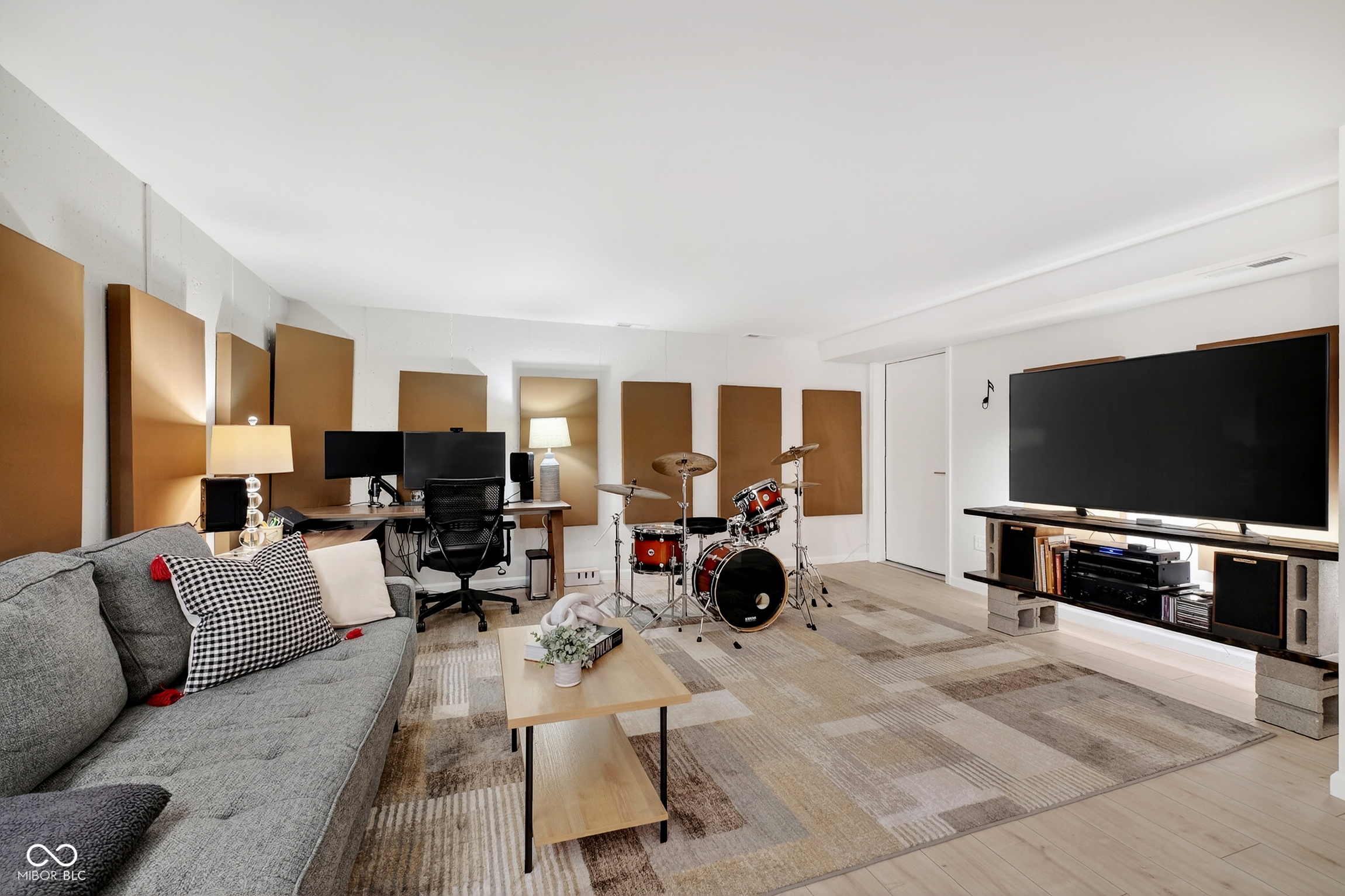 4930 Wintergreen Lane