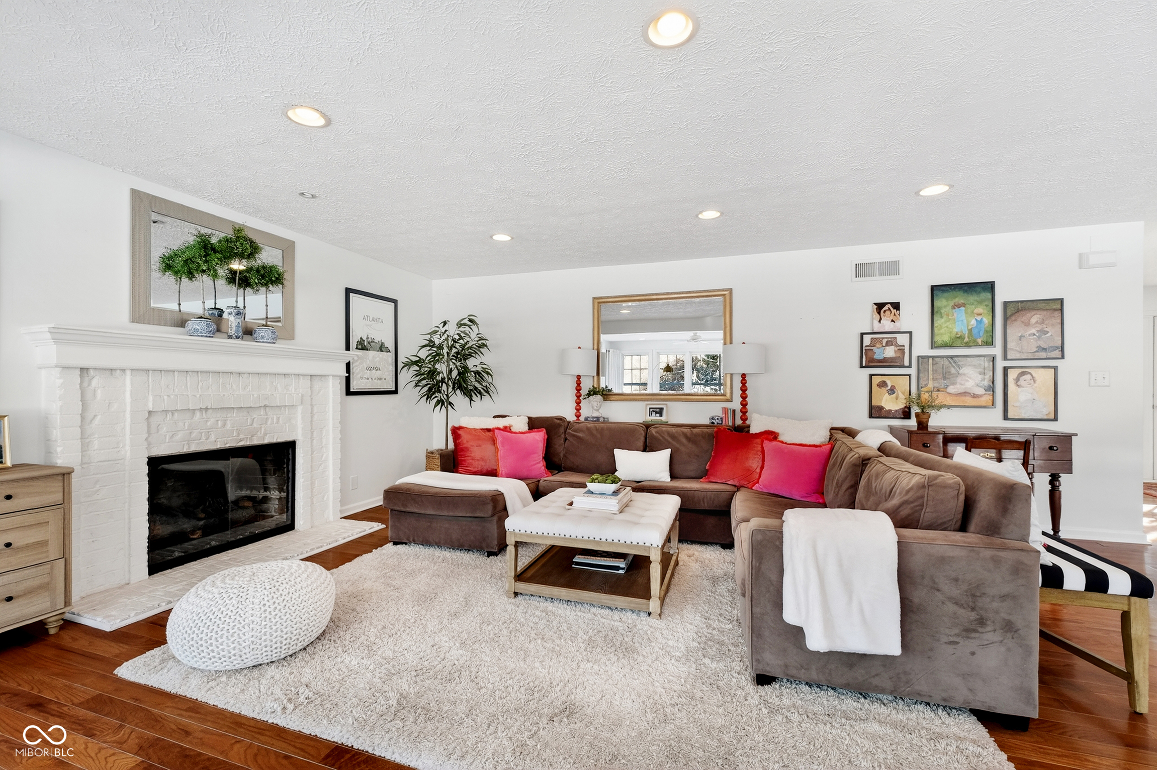 4930 Wintergreen Lane