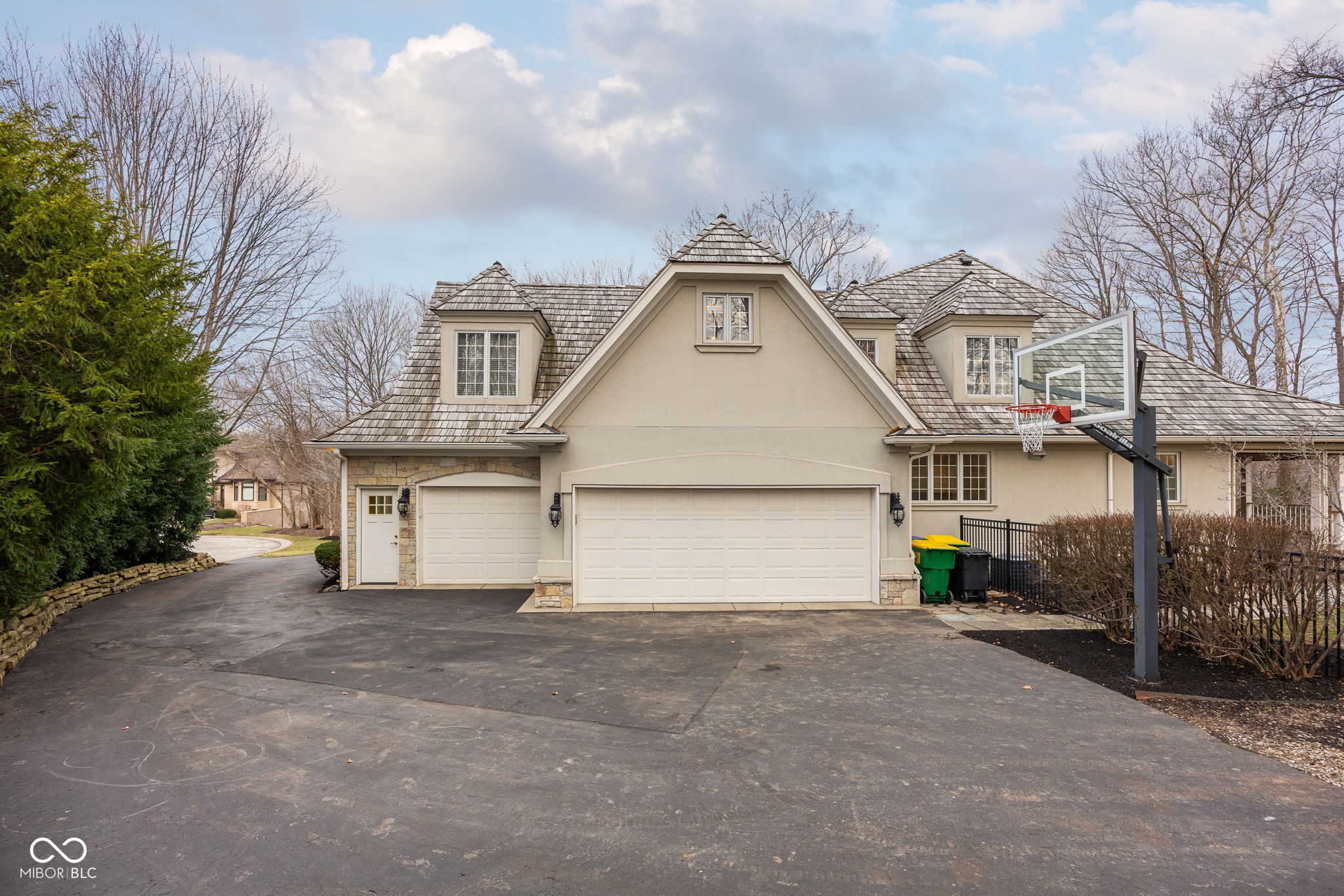 4530 Chase Oak Court