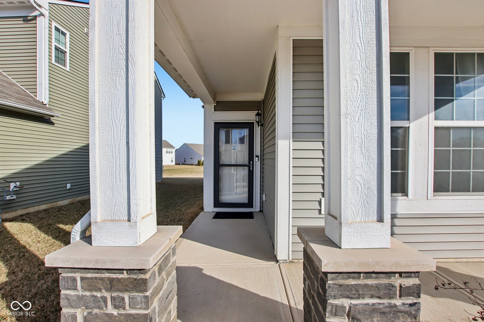 6596 Overlander Lane