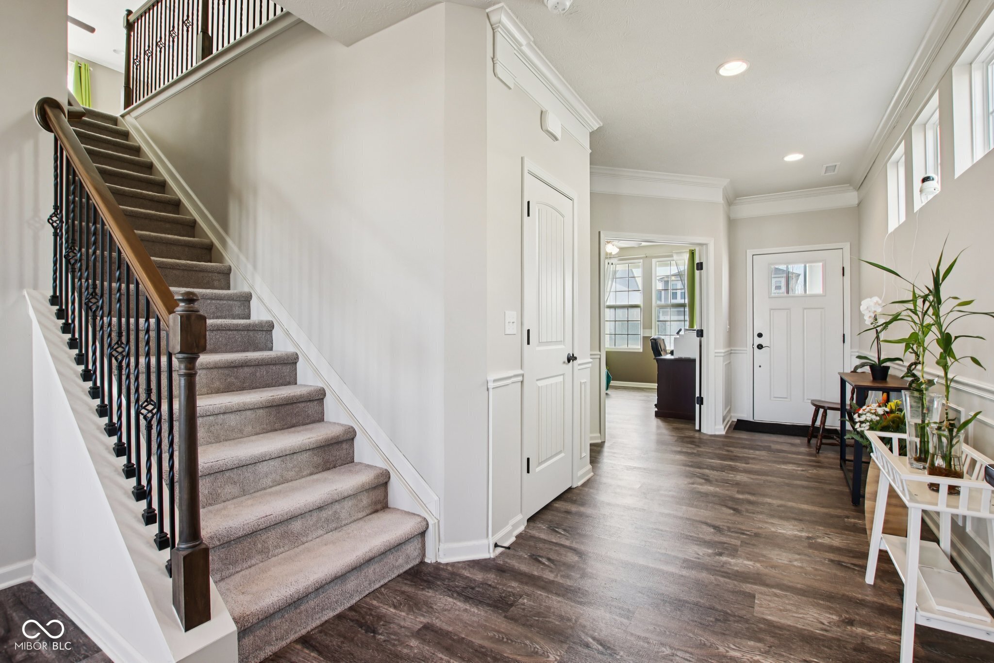 6596 Overlander Lane