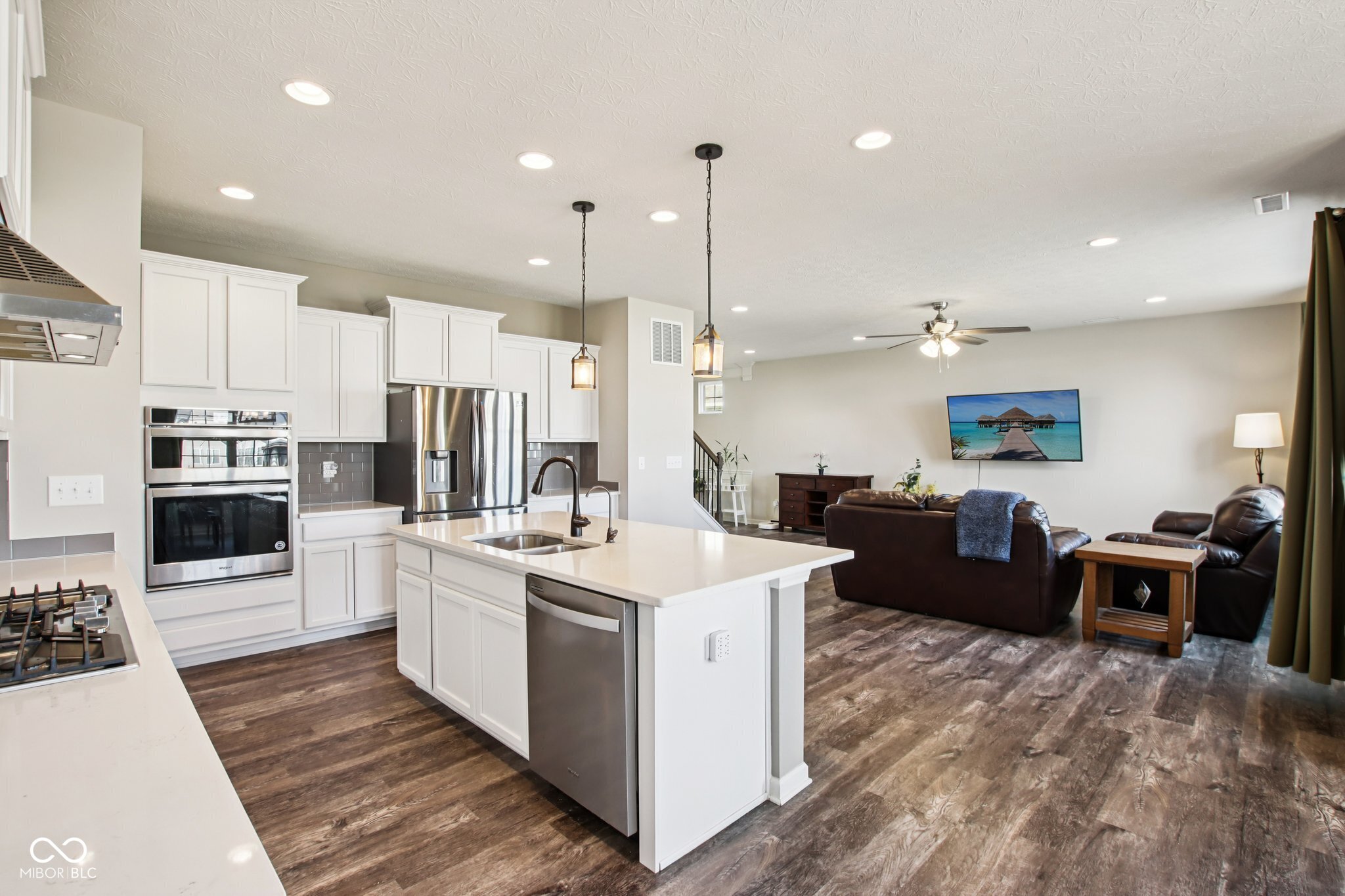 6596 Overlander Lane