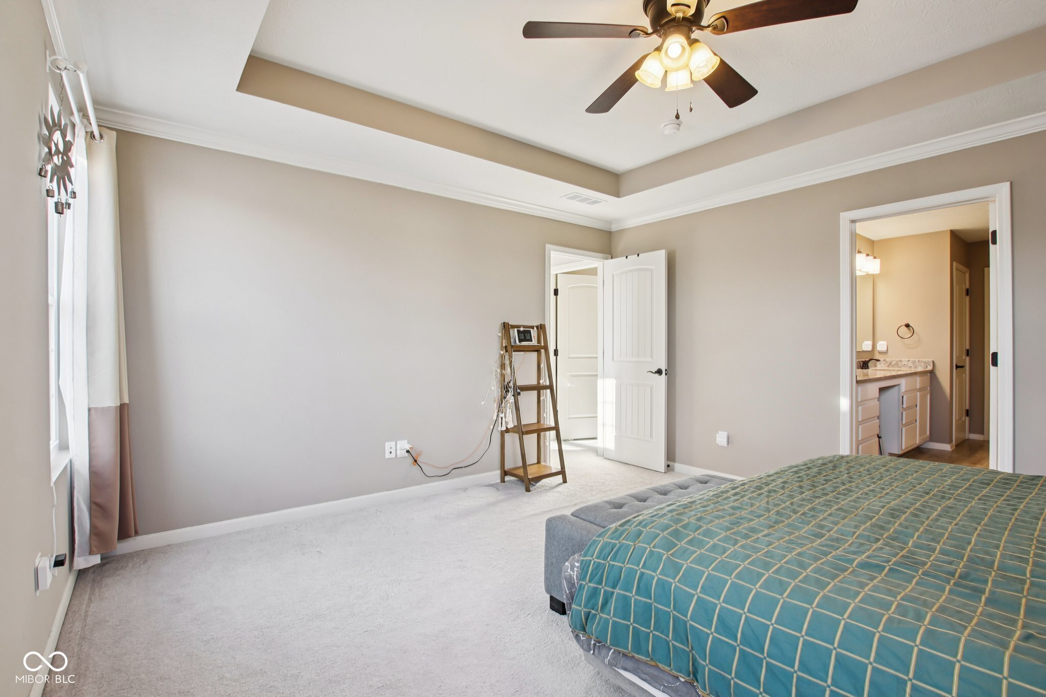 6596 Overlander Lane