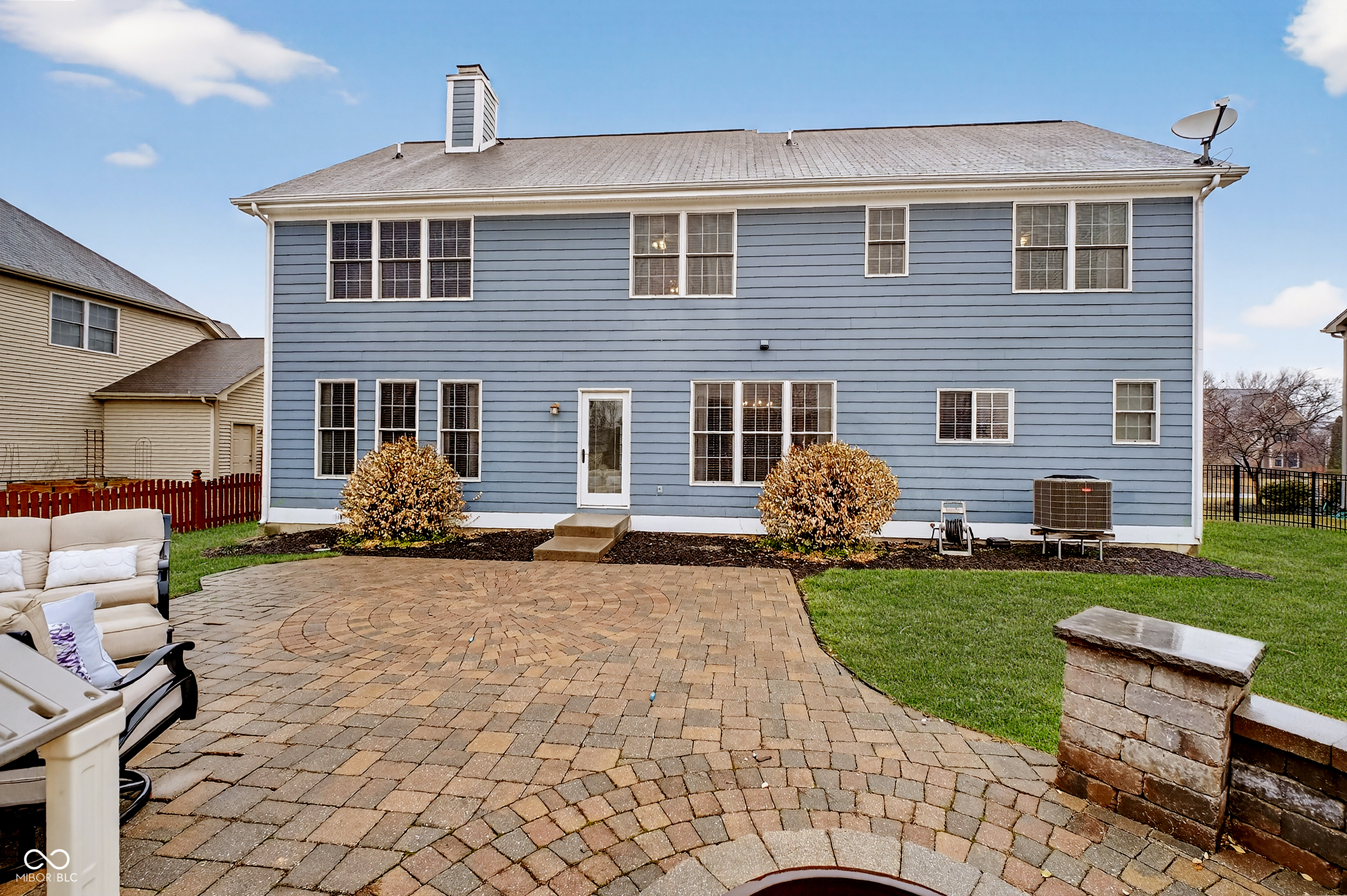 8999 Hearthstone Drive