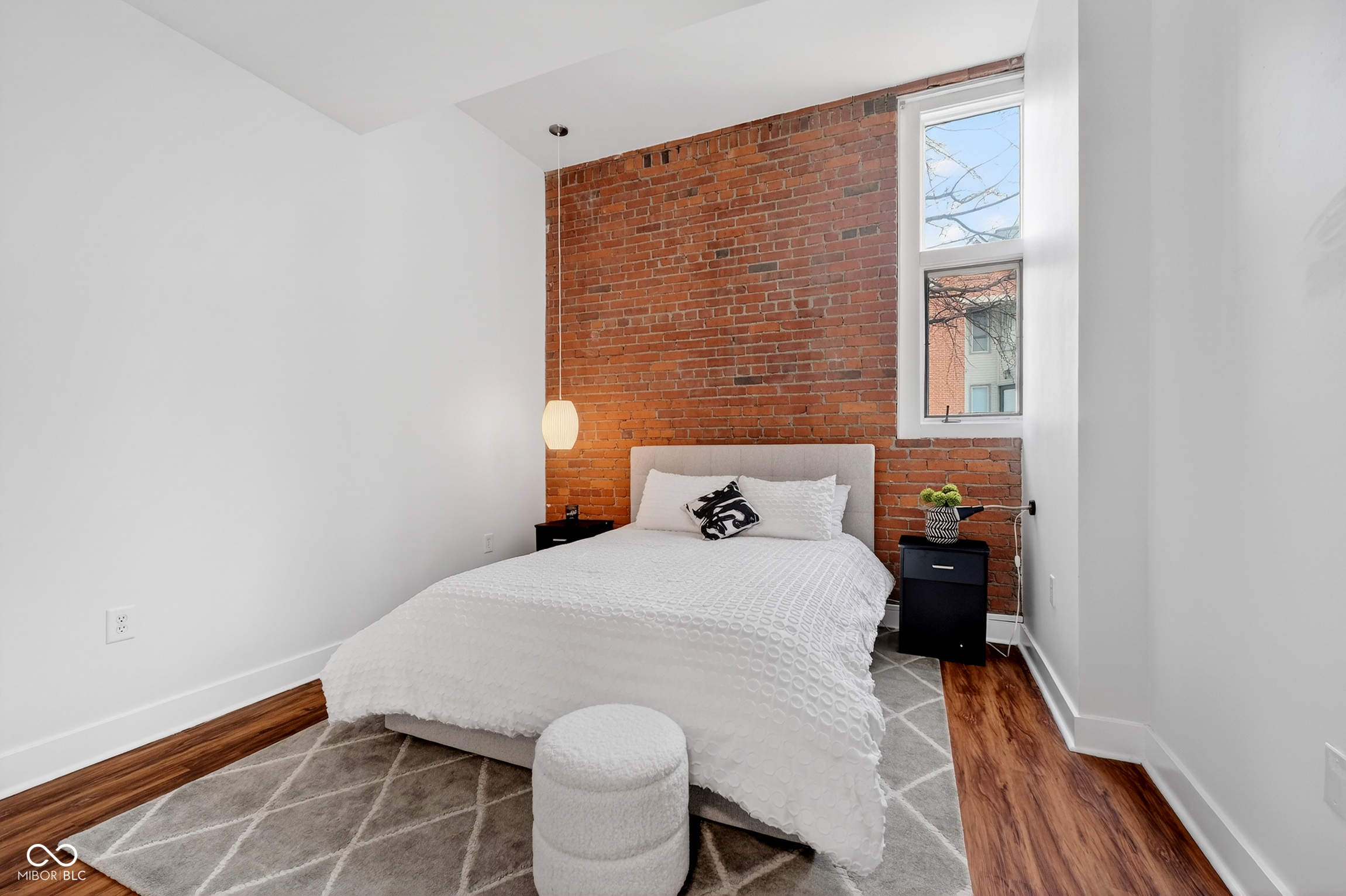 430 N Park Avenue Unit: 101