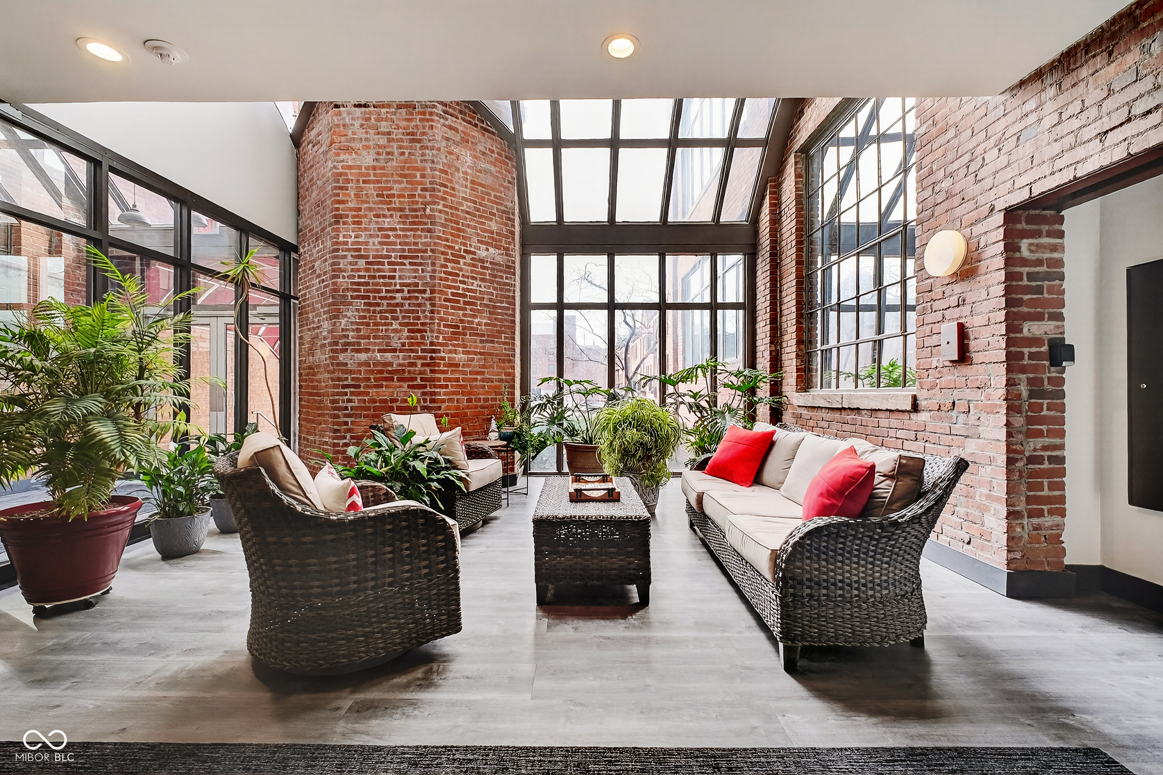 430 N Park Avenue Unit: 101