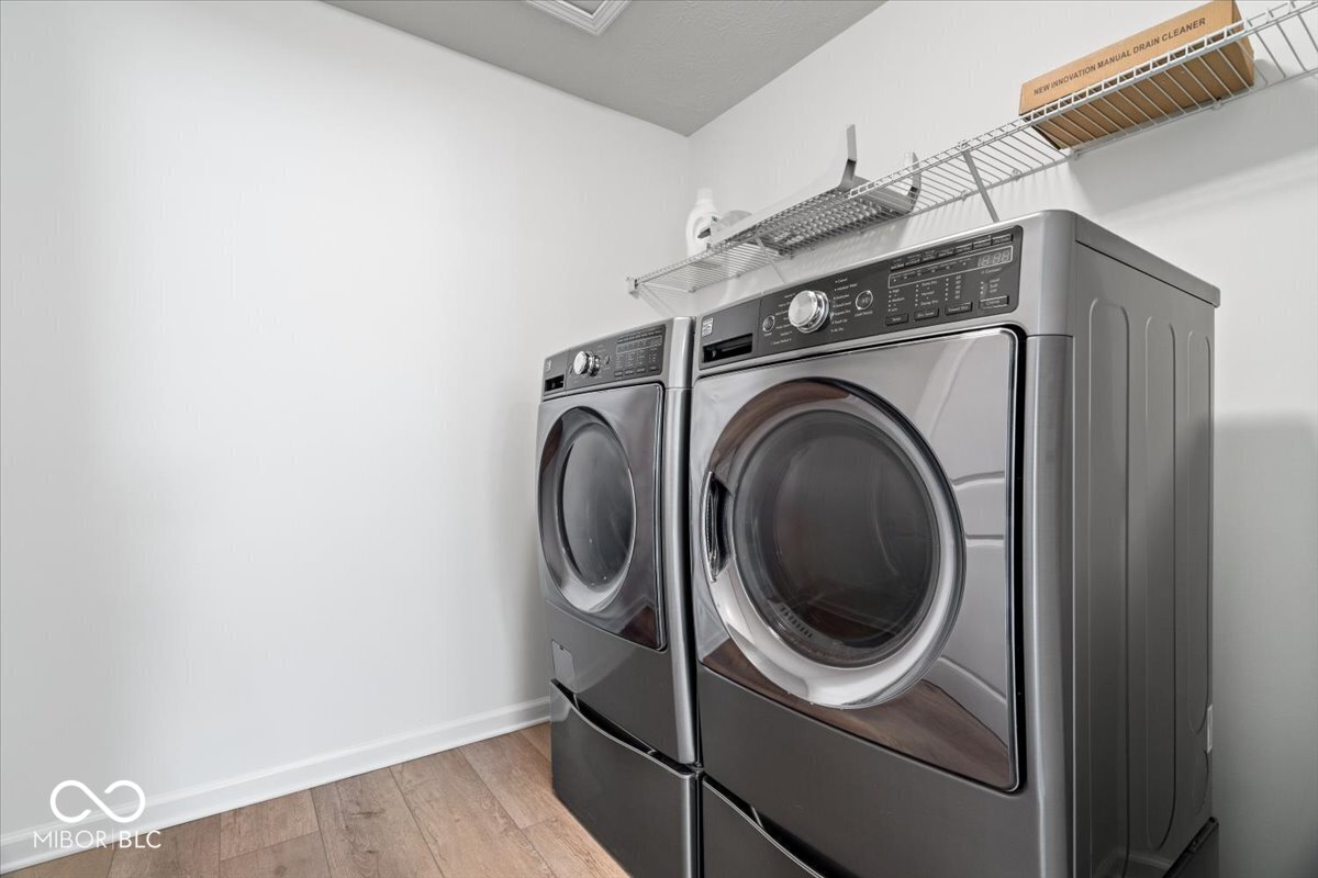 15800 Longship Court